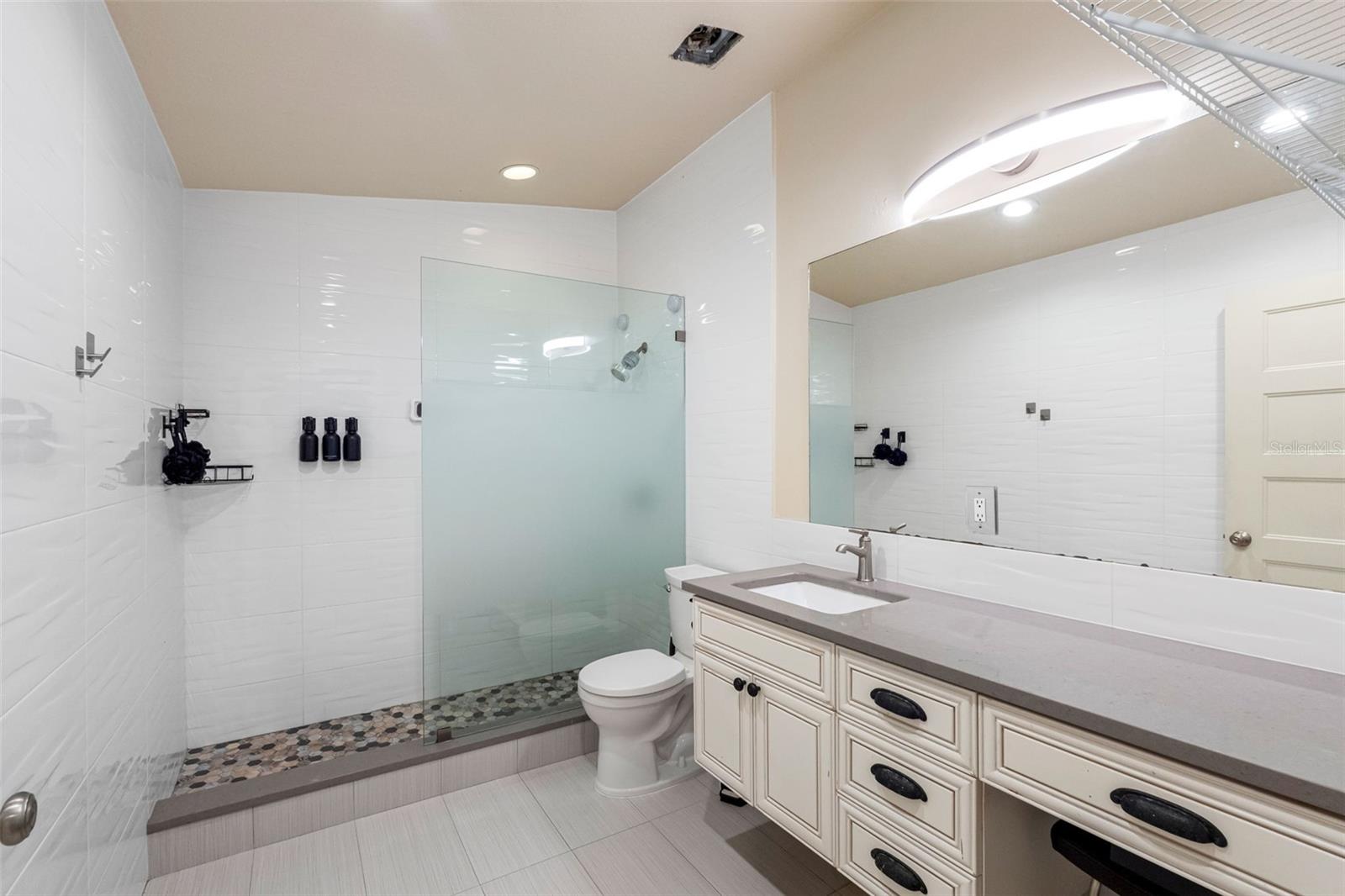 Image 34 of 87 For 4852 Troydale Road