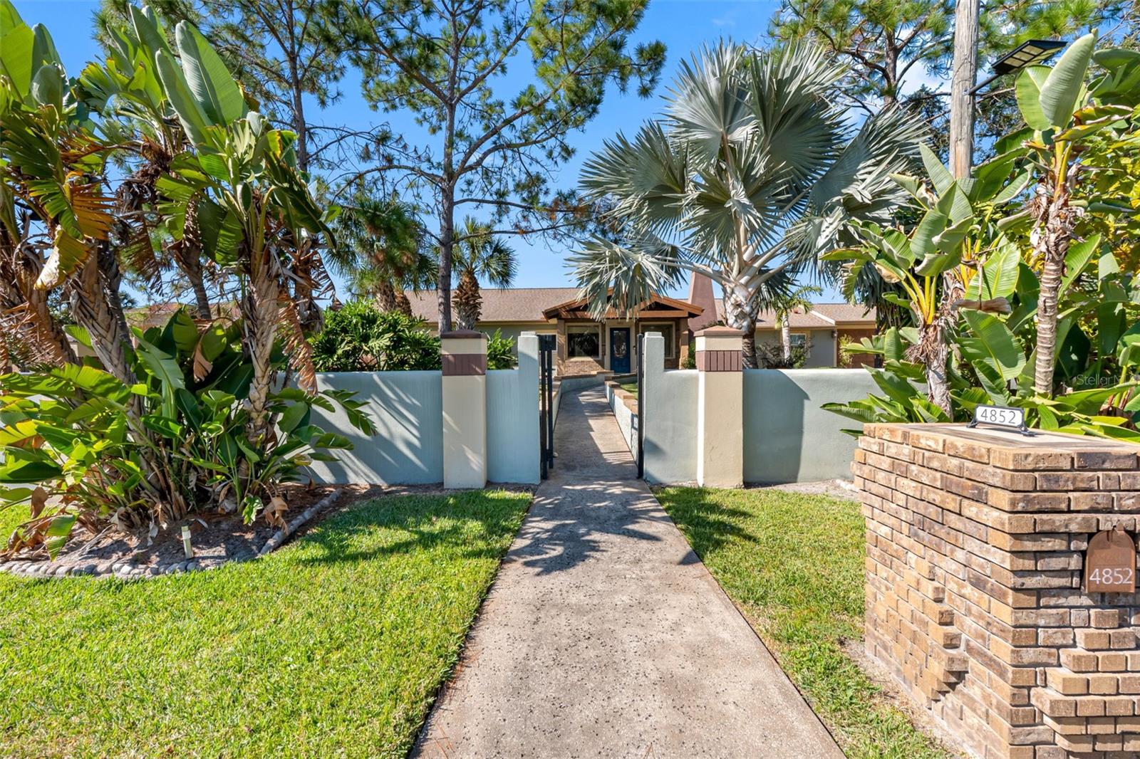 Image 4 of 87 For 4852 Troydale Road