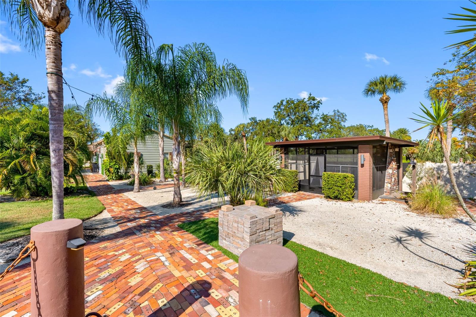 Image 48 of 87 For 4852 Troydale Road