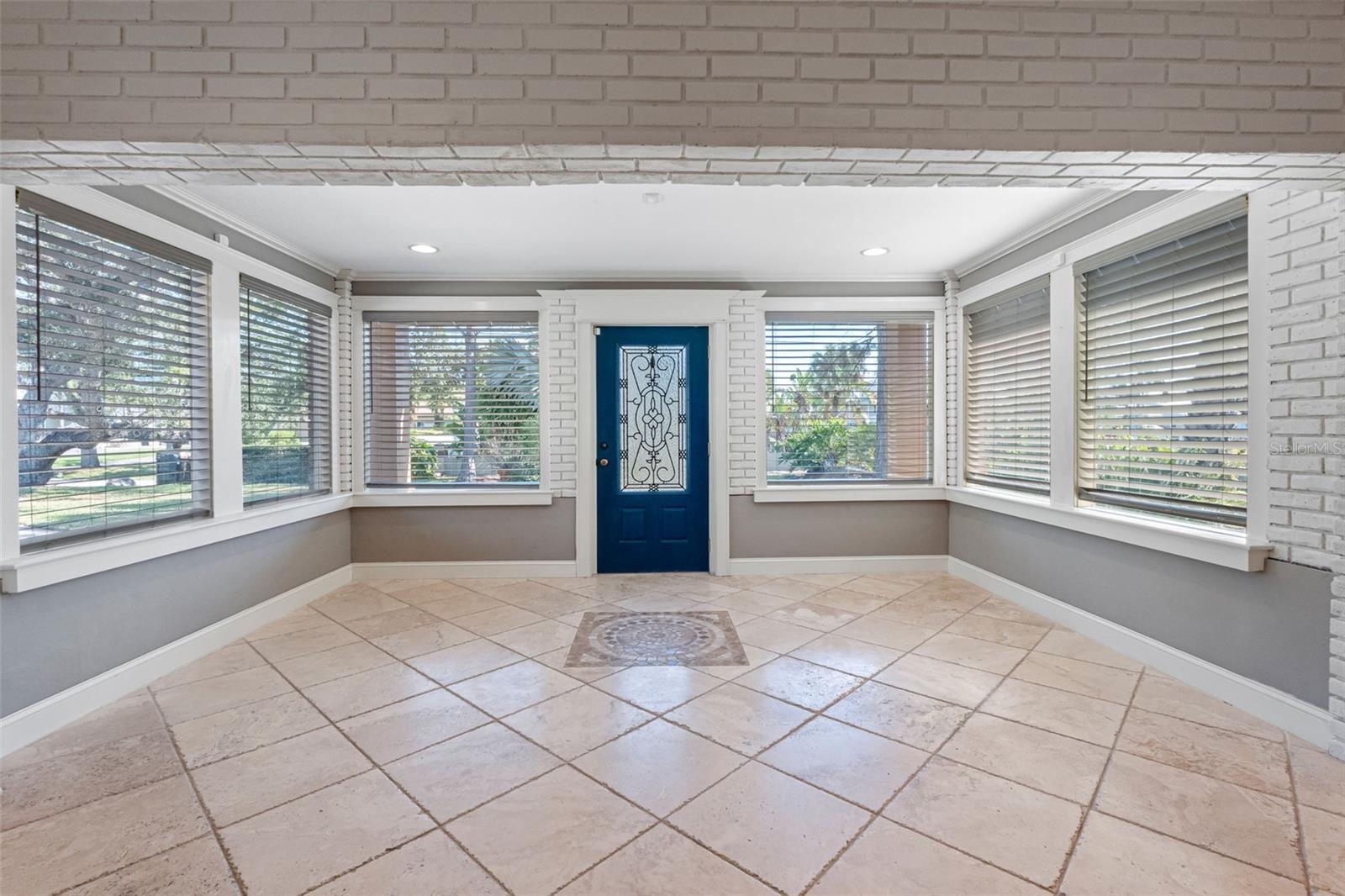 Image 6 of 87 For 4852 Troydale Road