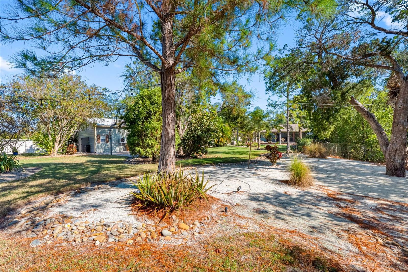 Image 65 of 87 For 4852 Troydale Road