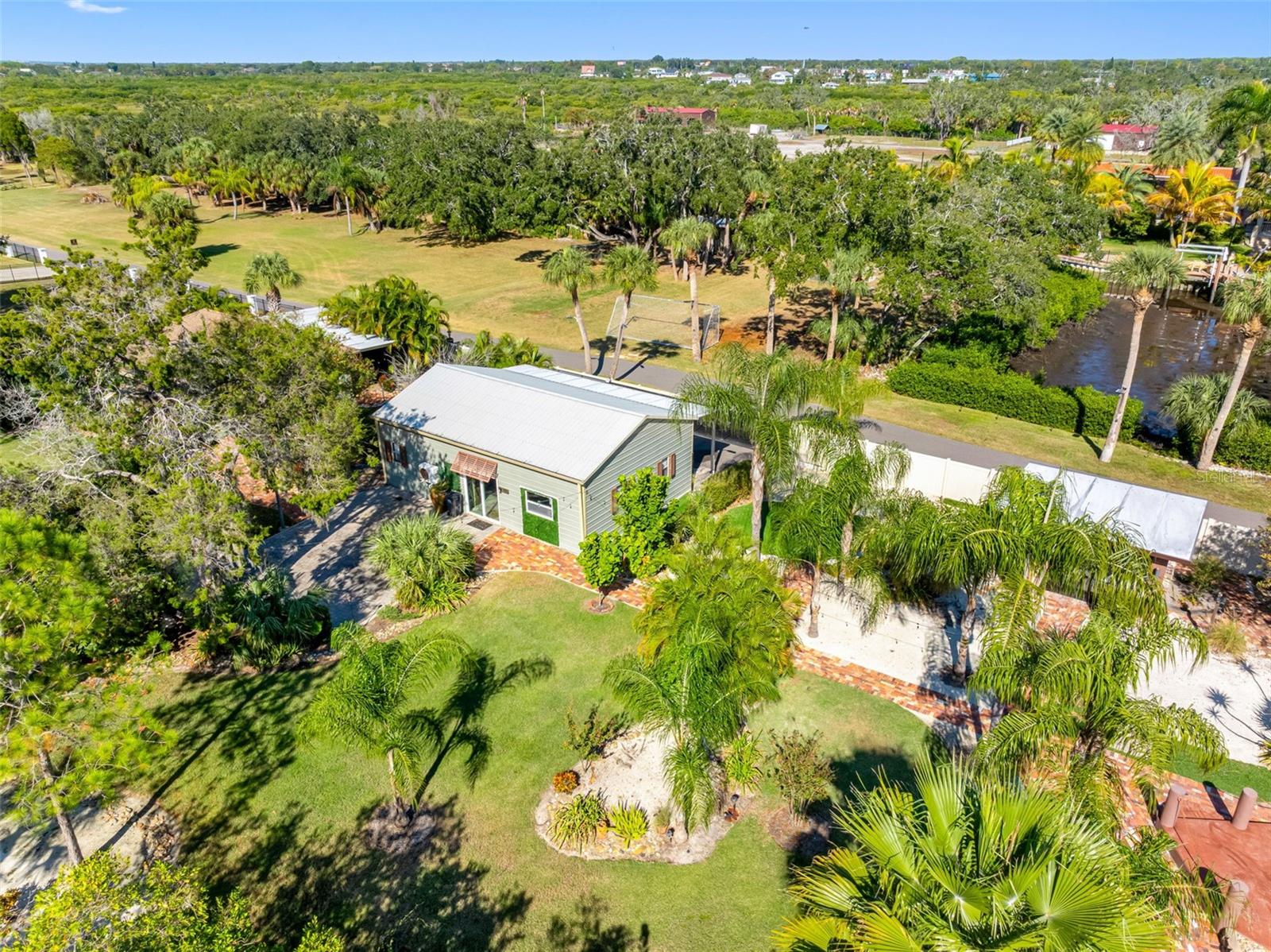 Image 66 of 87 For 4852 Troydale Road