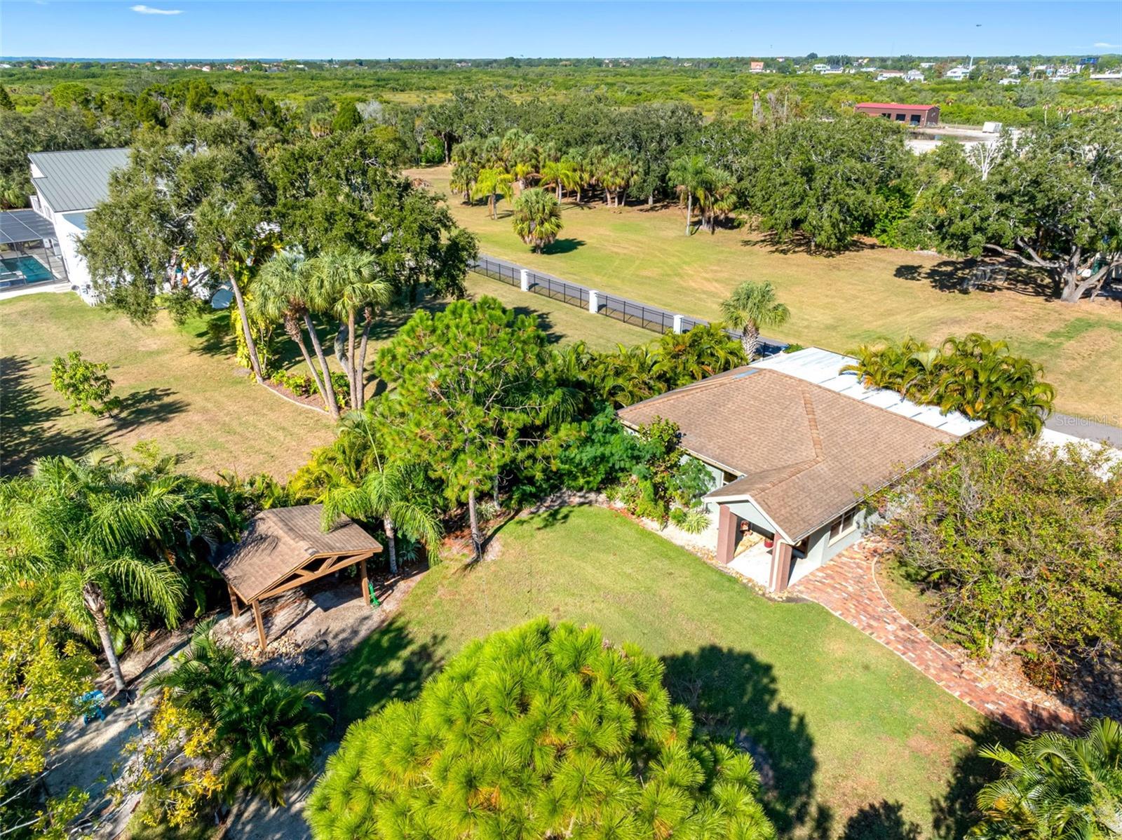 Image 69 of 87 For 4852 Troydale Road