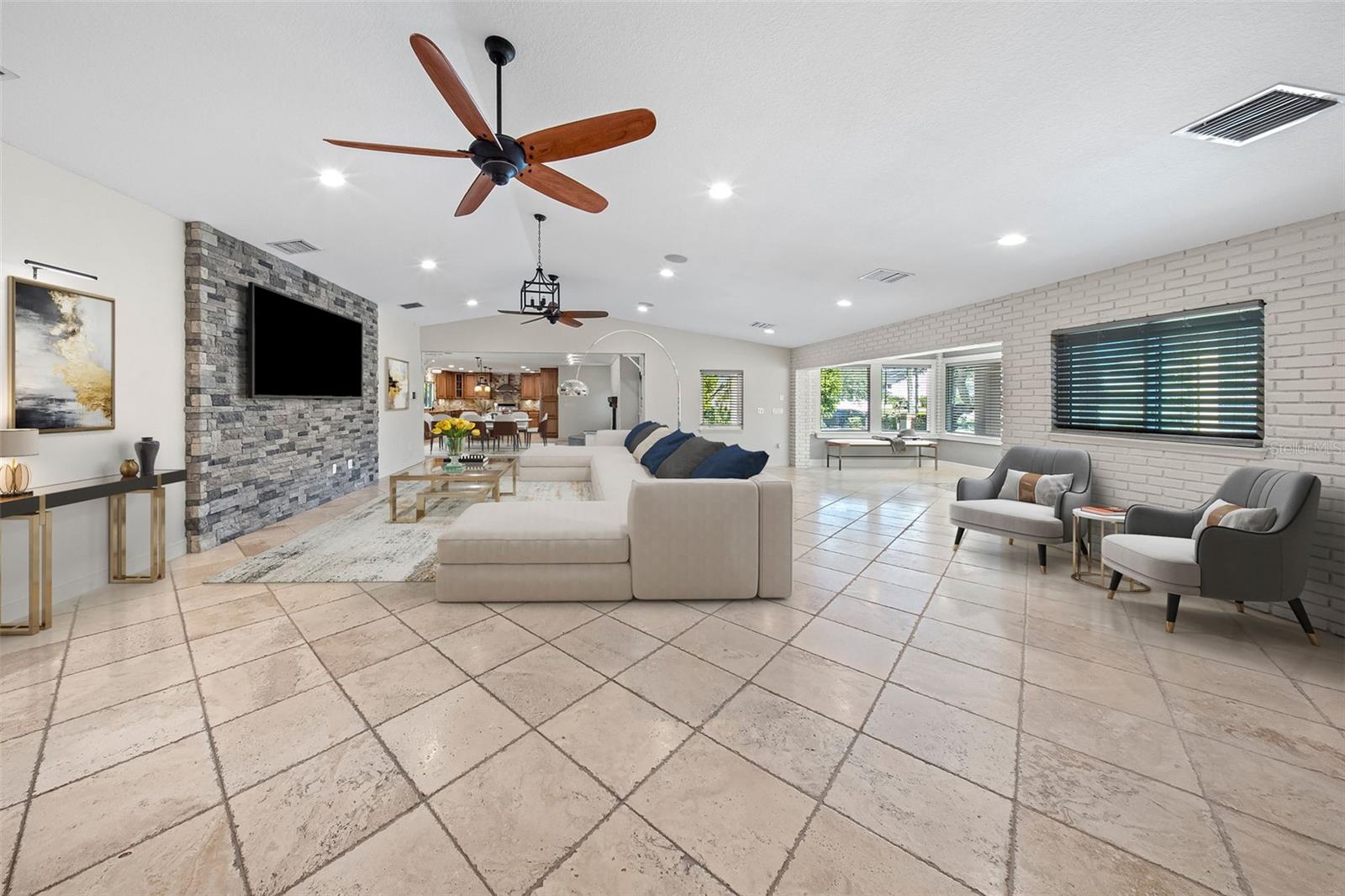 Image 7 of 87 For 4852 Troydale Road