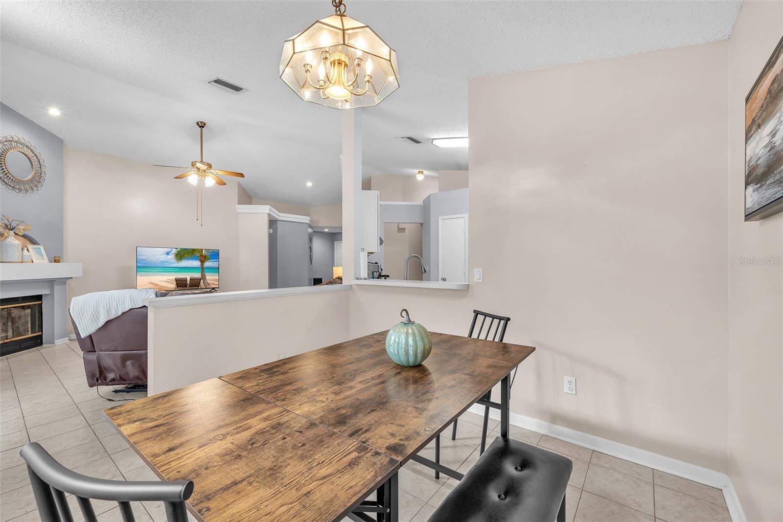 Image 12 of 27 For 10838 Peppersong Drive