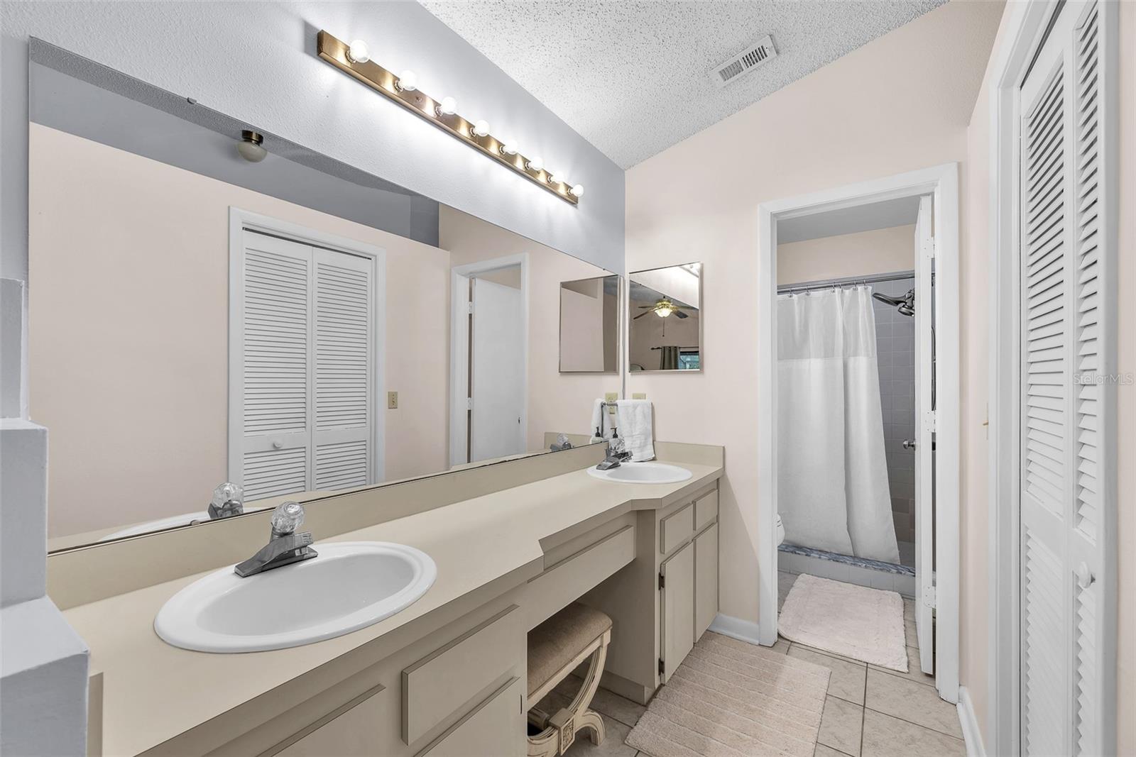 Image 14 of 27 For 10838 Peppersong Drive