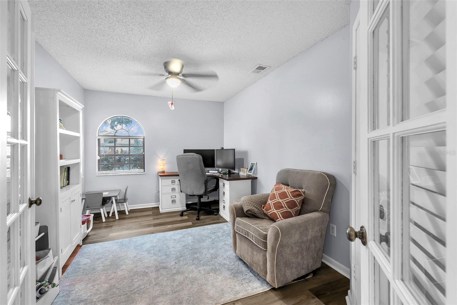 Image 15 of 27 For 10838 Peppersong Drive