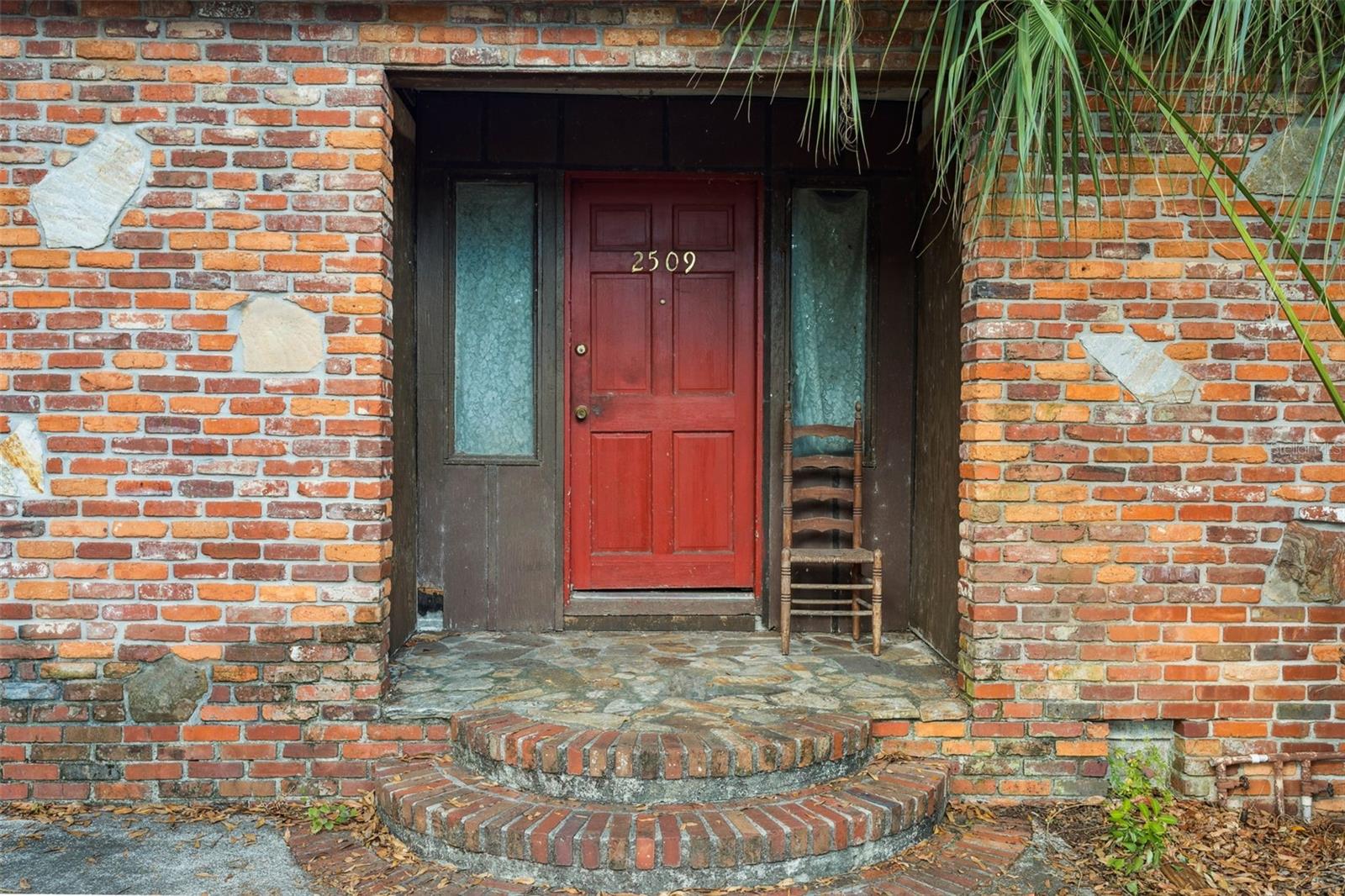 Image 3 of 13 For 2509 Emma Circle