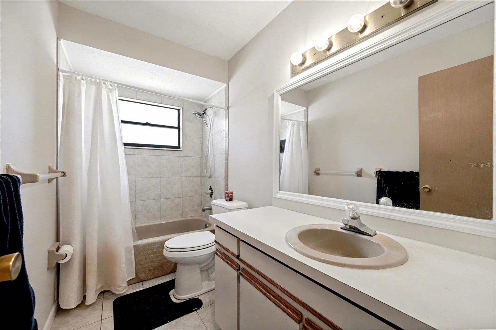 Image 40 of 56 For 3480 16th Avenue N