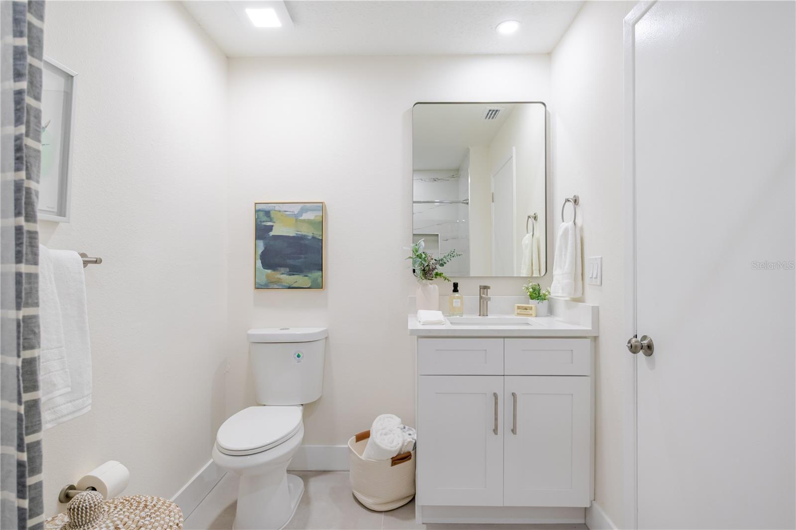 Image 18 of 46 For 2500 Miranda Way S