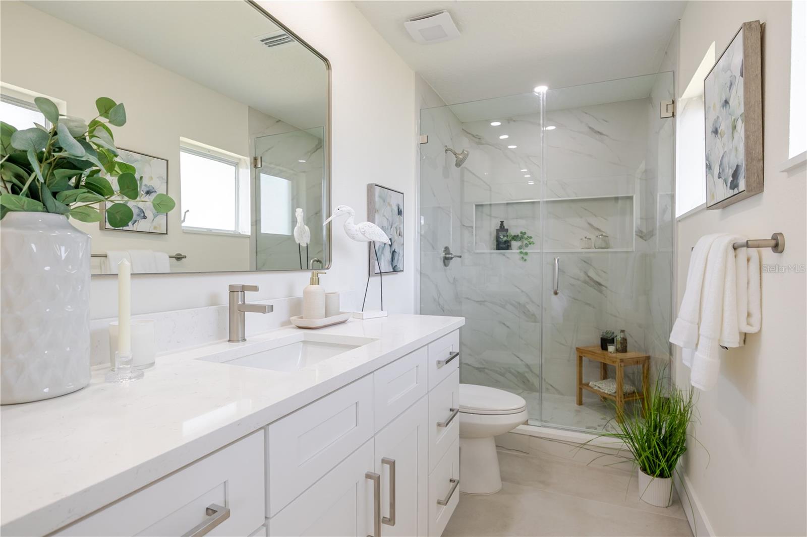 Image 21 of 46 For 2500 Miranda Way S