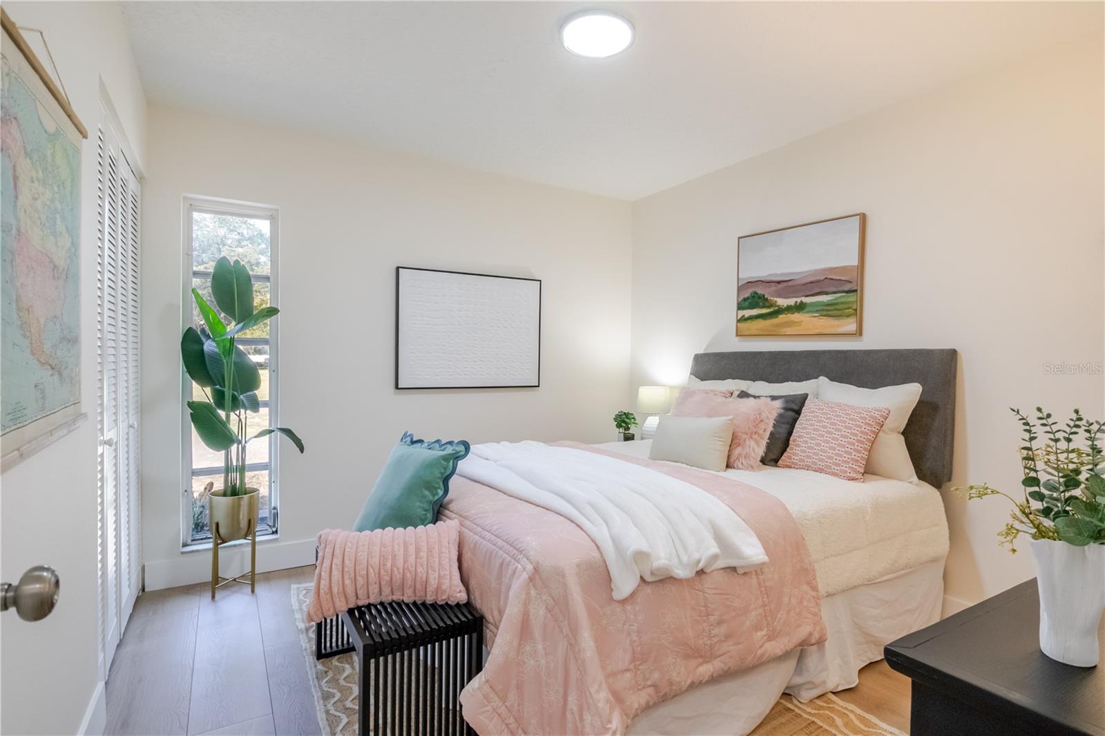 Image 24 of 46 For 2500 Miranda Way S