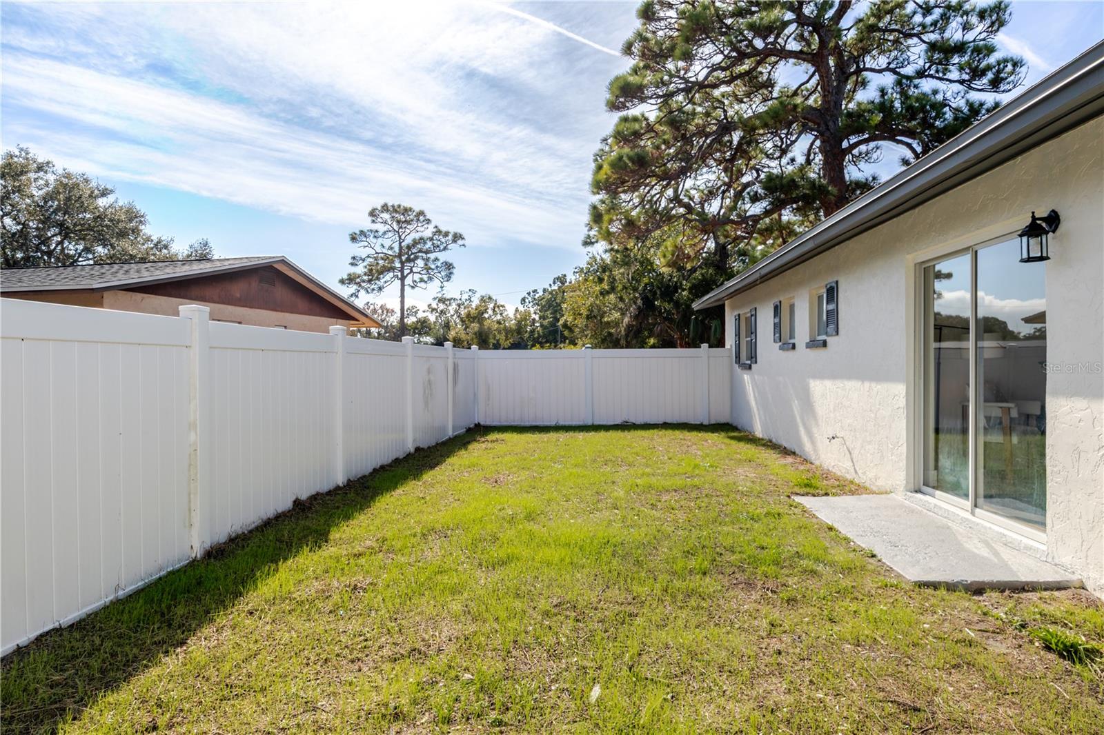 Image 32 of 46 For 2500 Miranda Way S