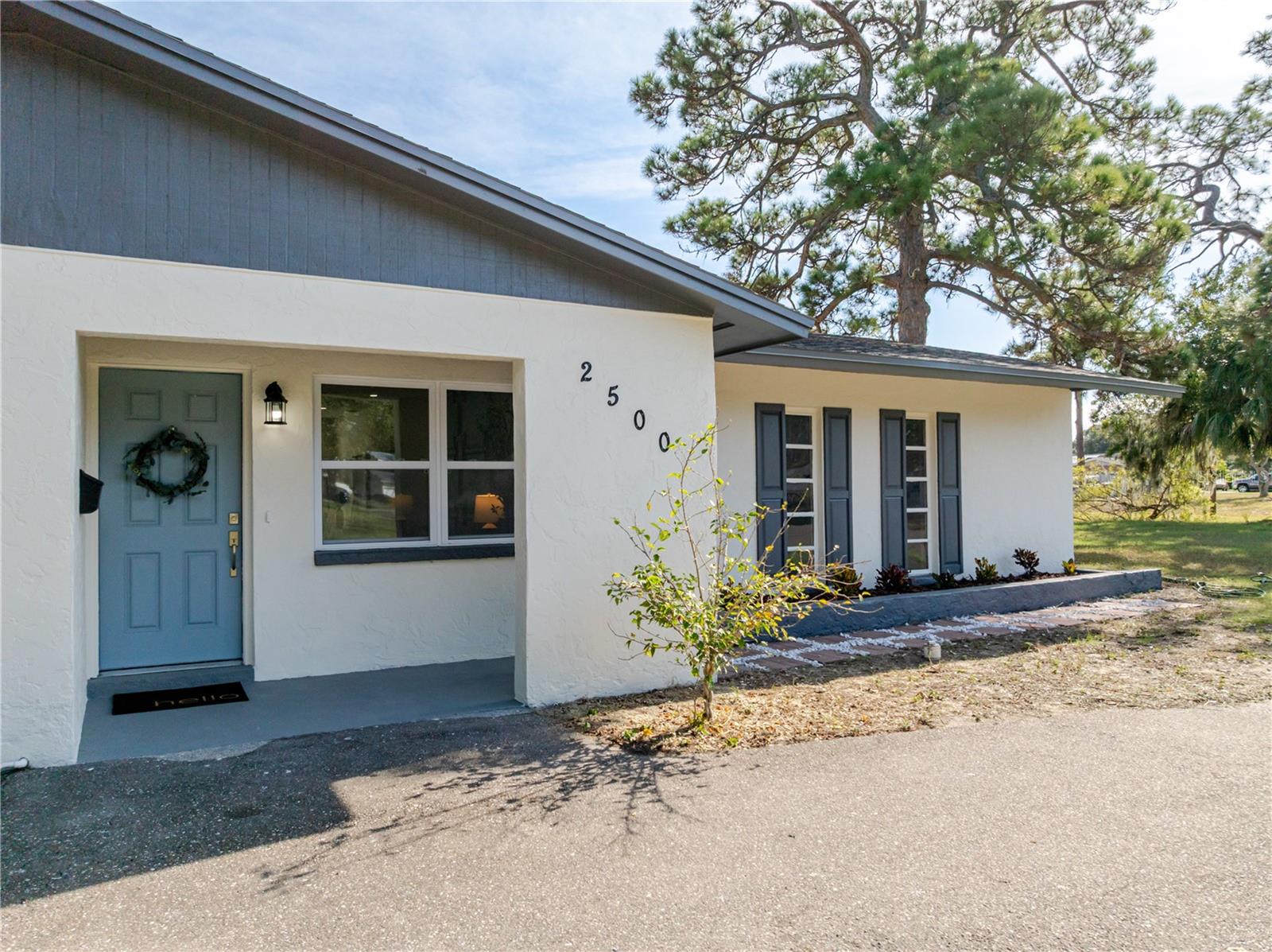 Image 36 of 46 For 2500 Miranda Way S