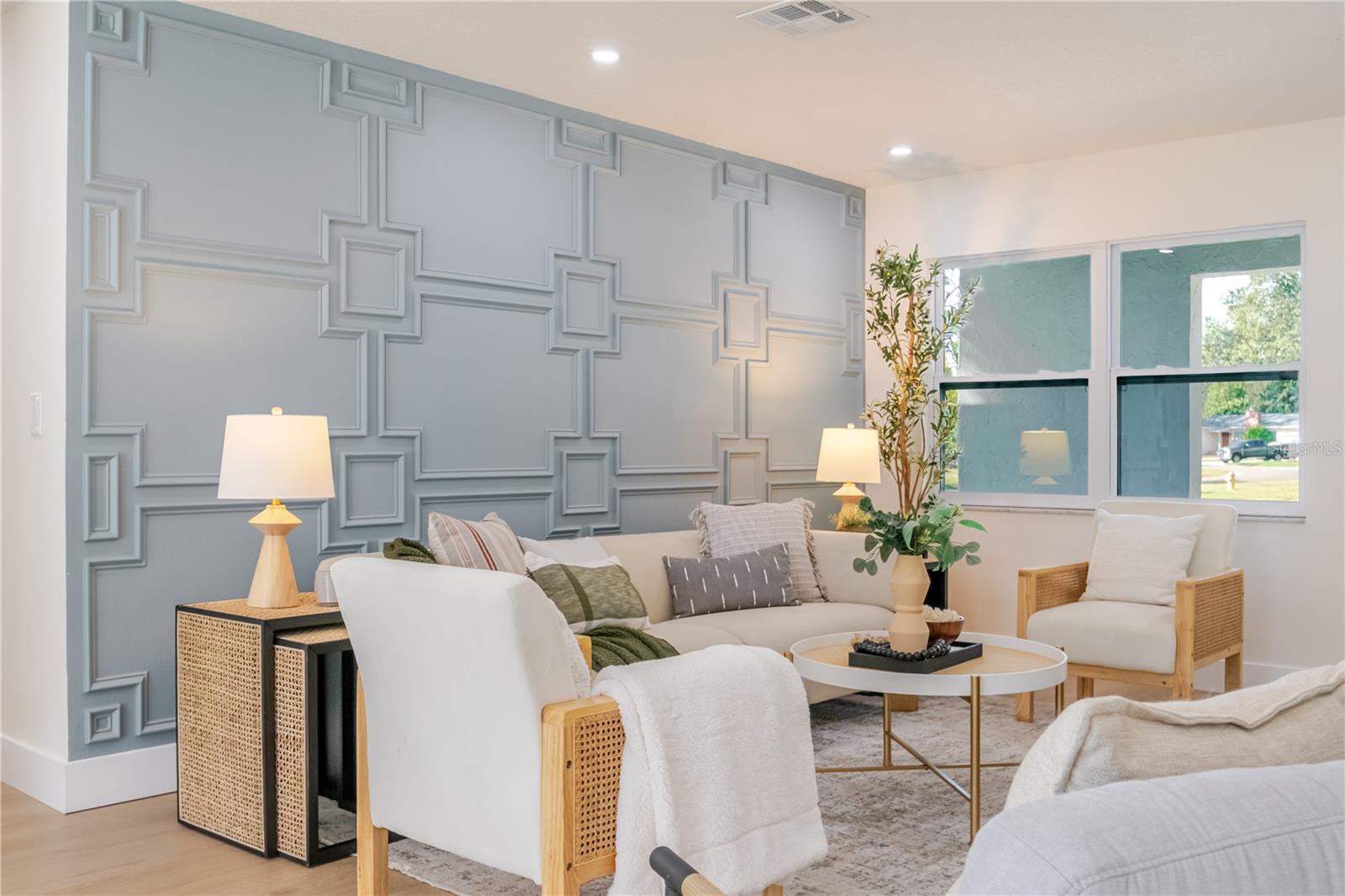 Image 8 of 46 For 2500 Miranda Way S