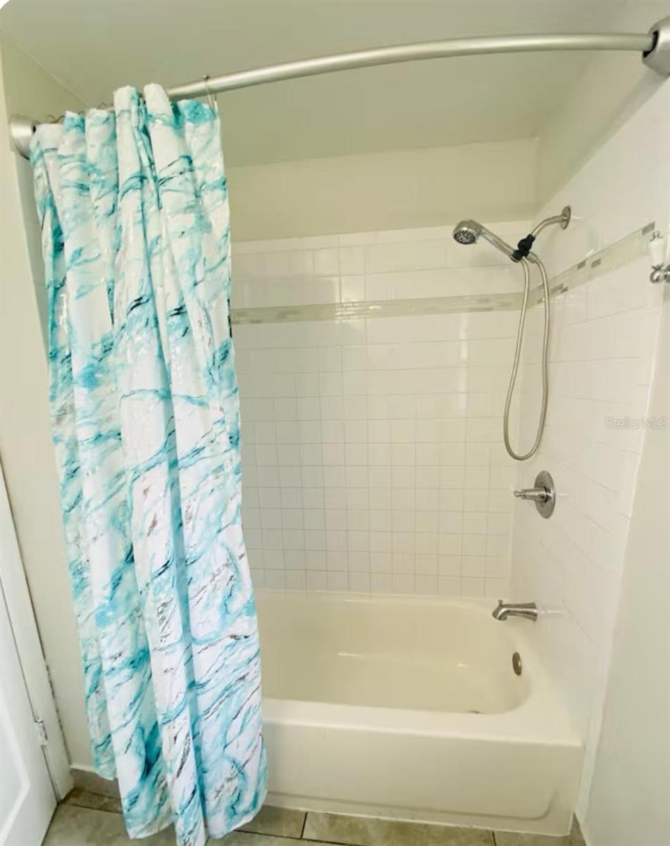 Image 12 of 28 For 2521 Lorraine St