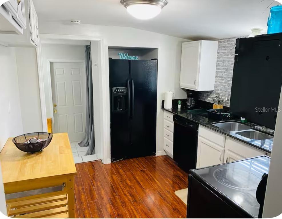 Image 17 of 28 For 2521 Lorraine St