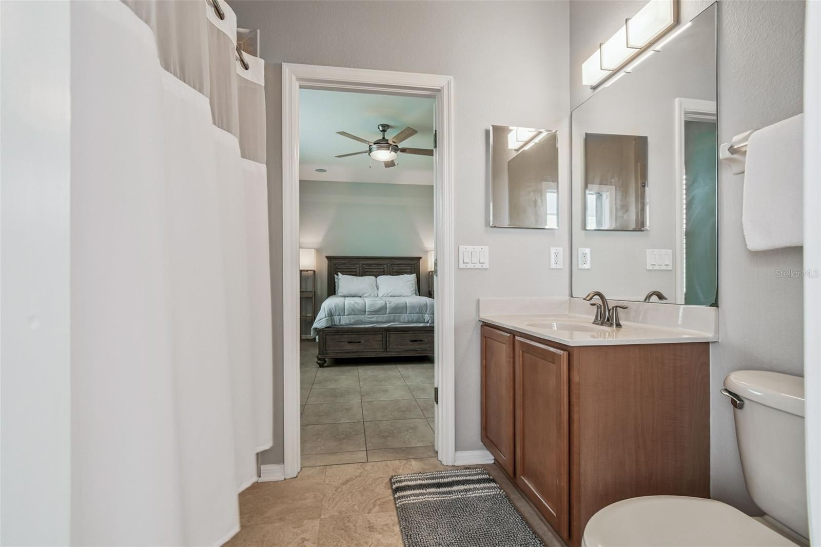 Image 30 of 97 For 16106 Rambling Road