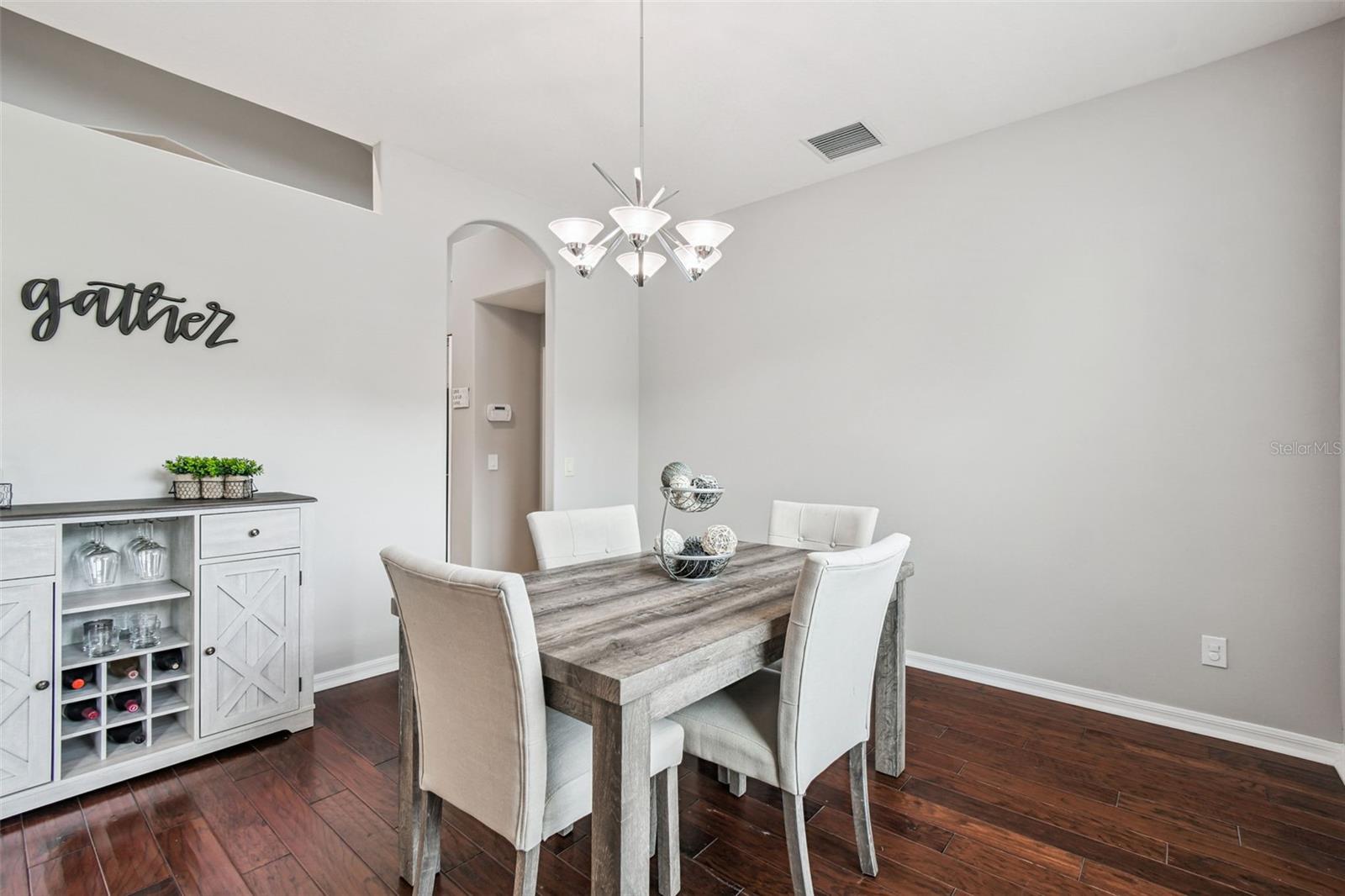 Image 40 of 97 For 16106 Rambling Road