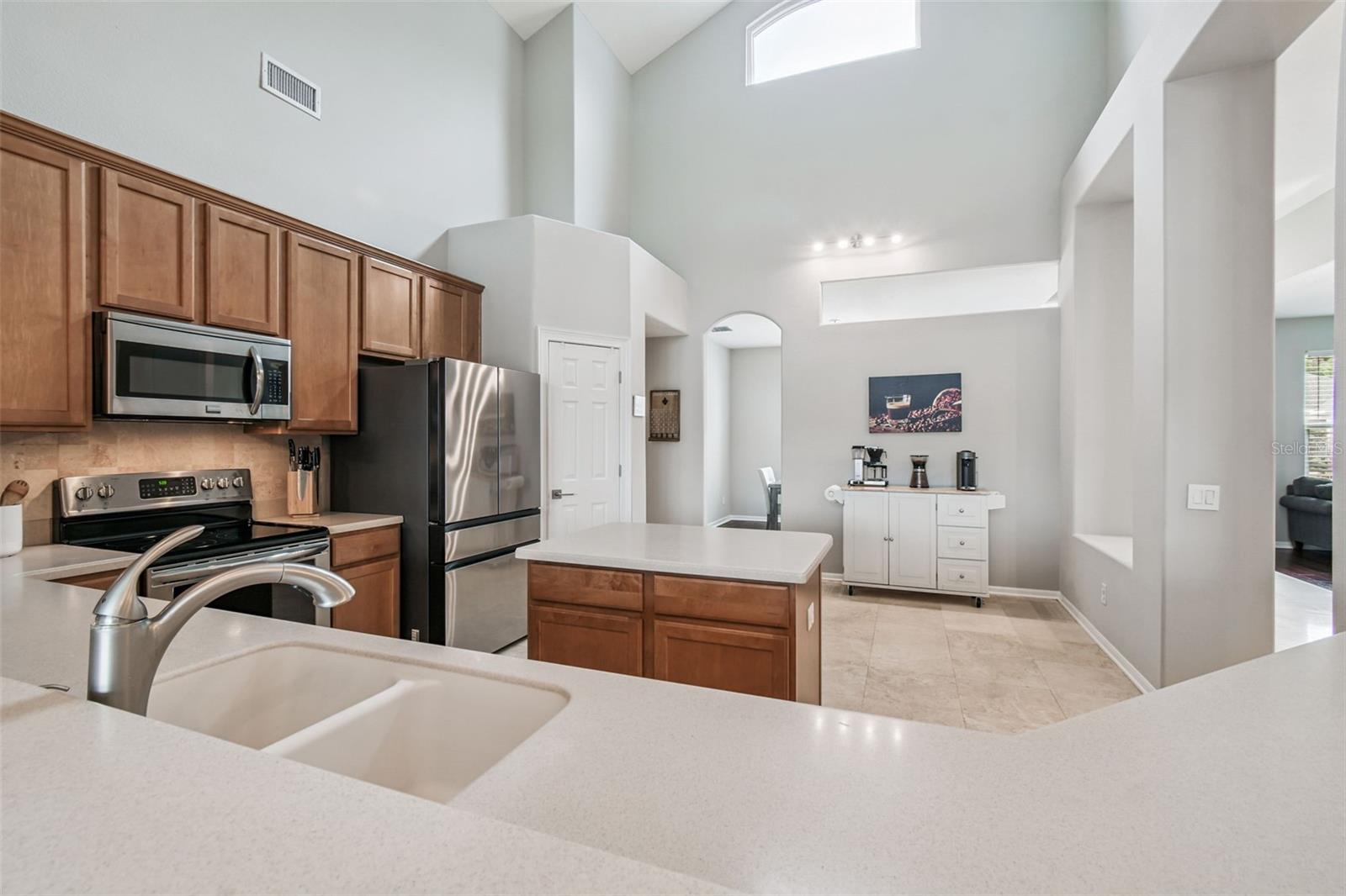 Image 48 of 97 For 16106 Rambling Road