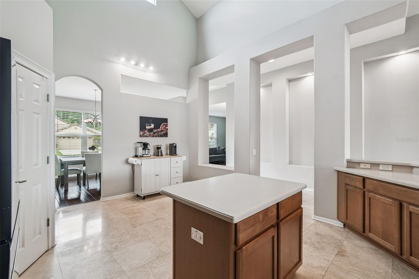 Image 55 of 97 For 16106 Rambling Road