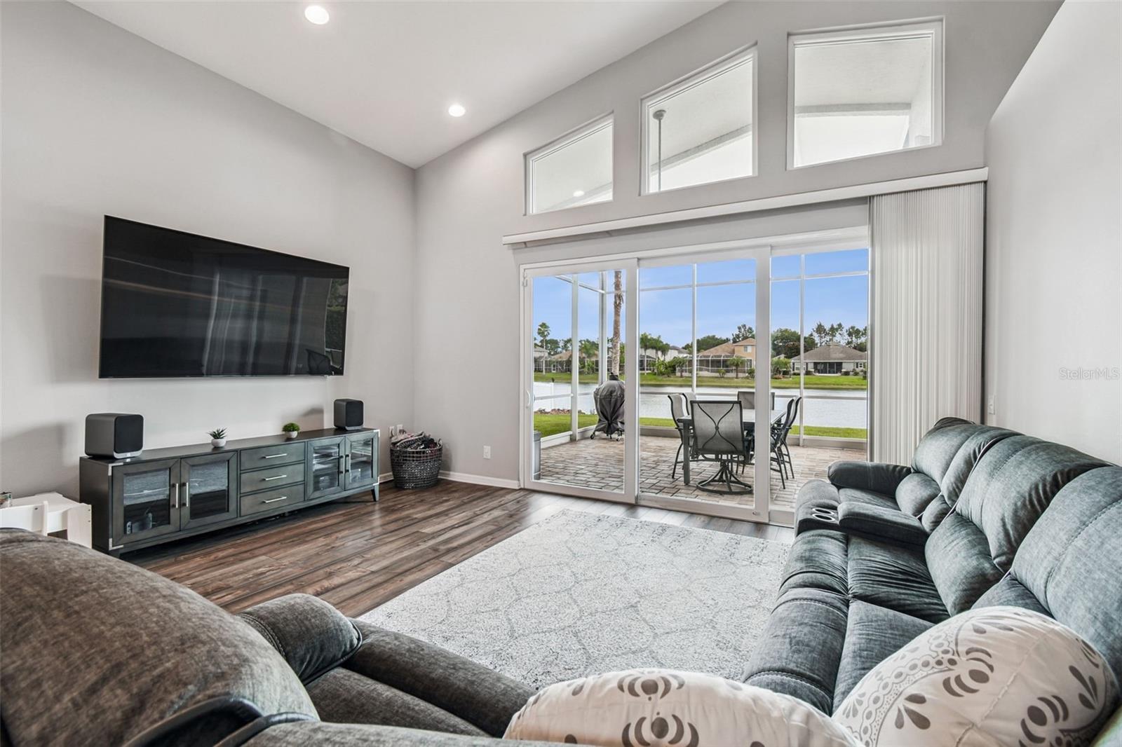 Image 60 of 97 For 16106 Rambling Road