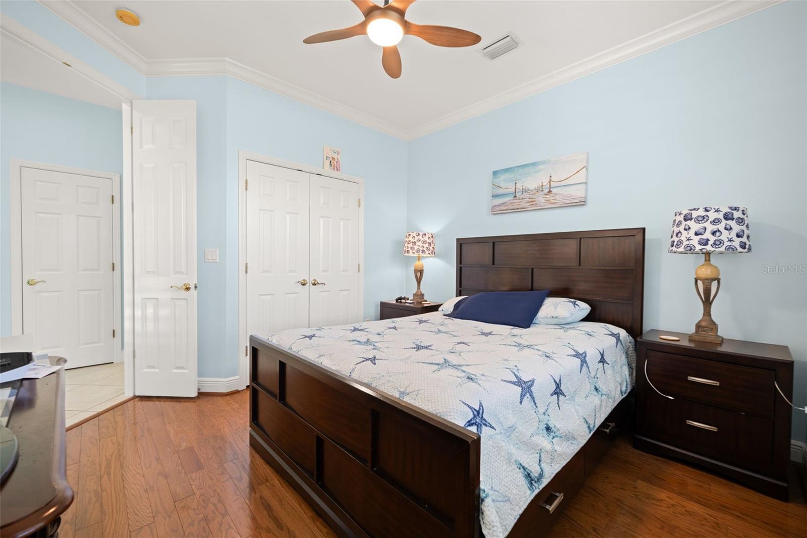 Image 26 of 52 For 6882 Tailfeather Way