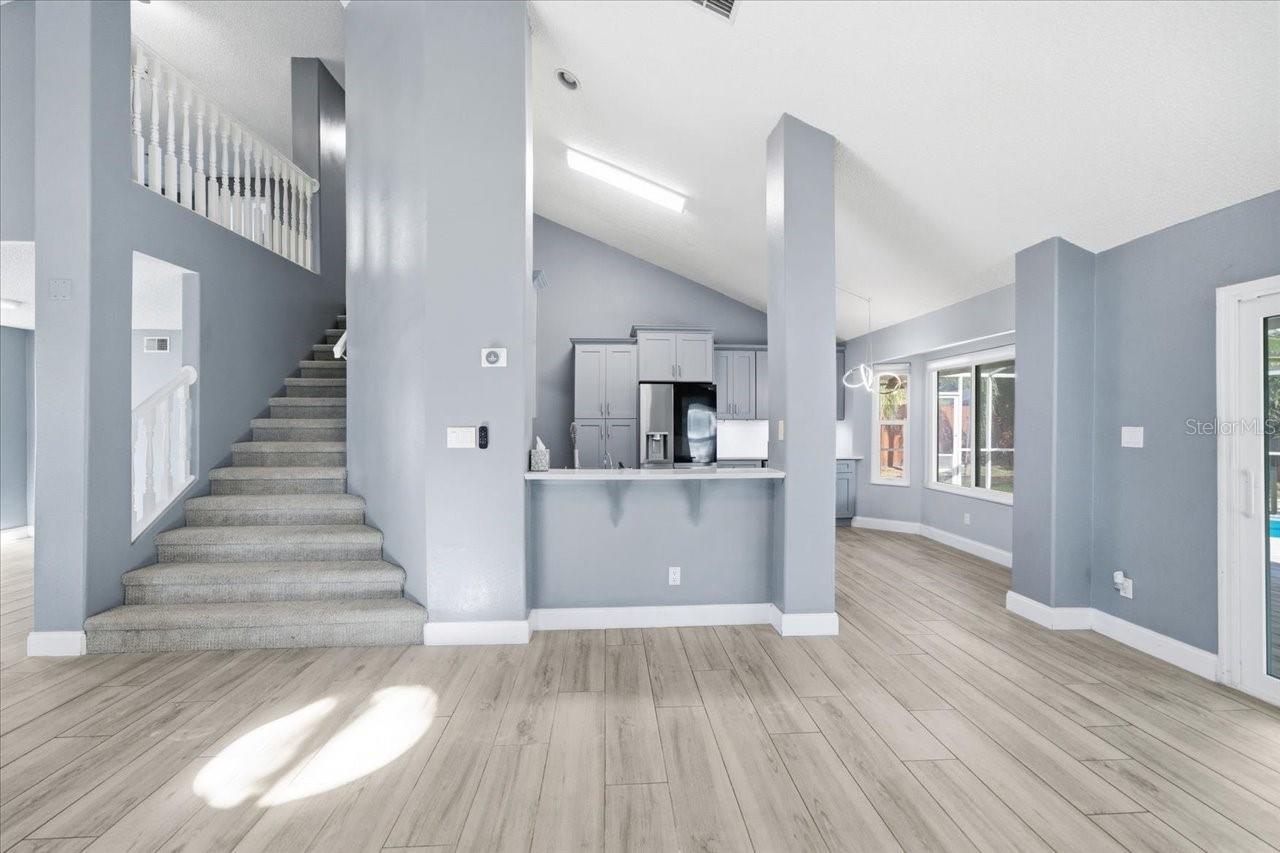 Image 14 of 54 For 14903 Barby Avenue