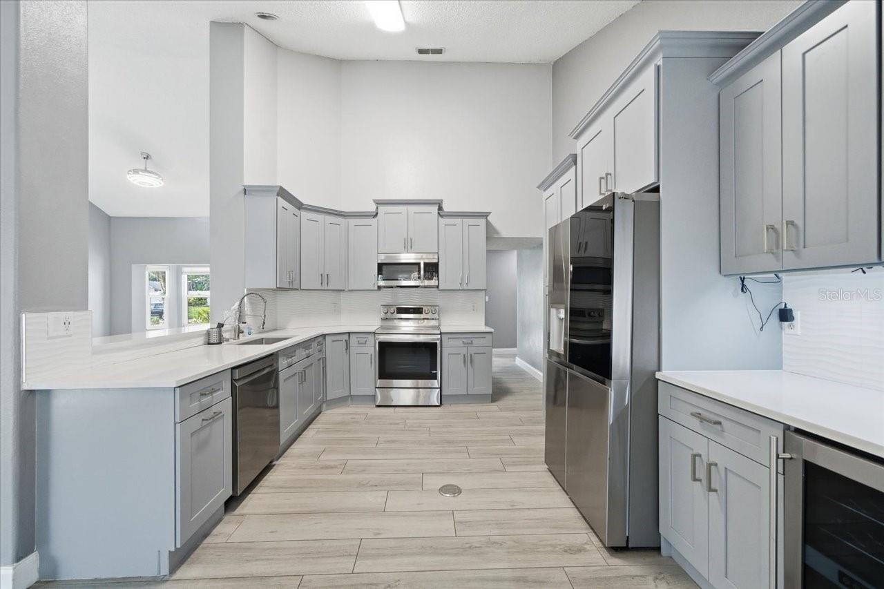 Image 15 of 54 For 14903 Barby Avenue