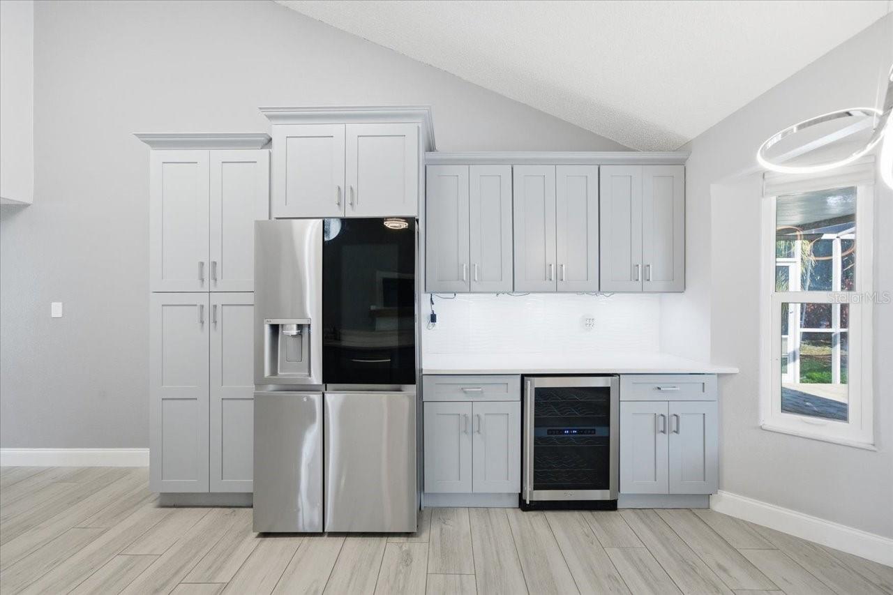 Image 17 of 54 For 14903 Barby Avenue