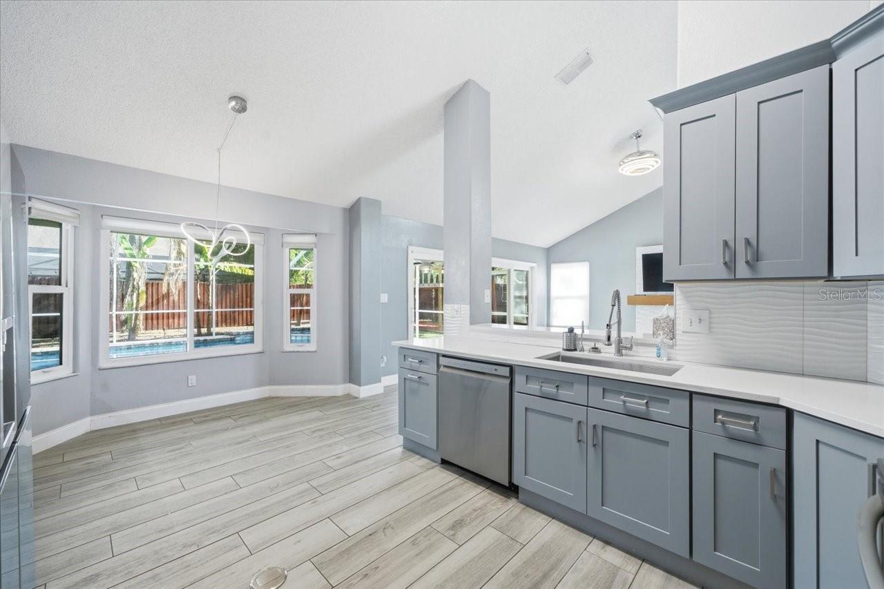 Image 21 of 54 For 14903 Barby Avenue