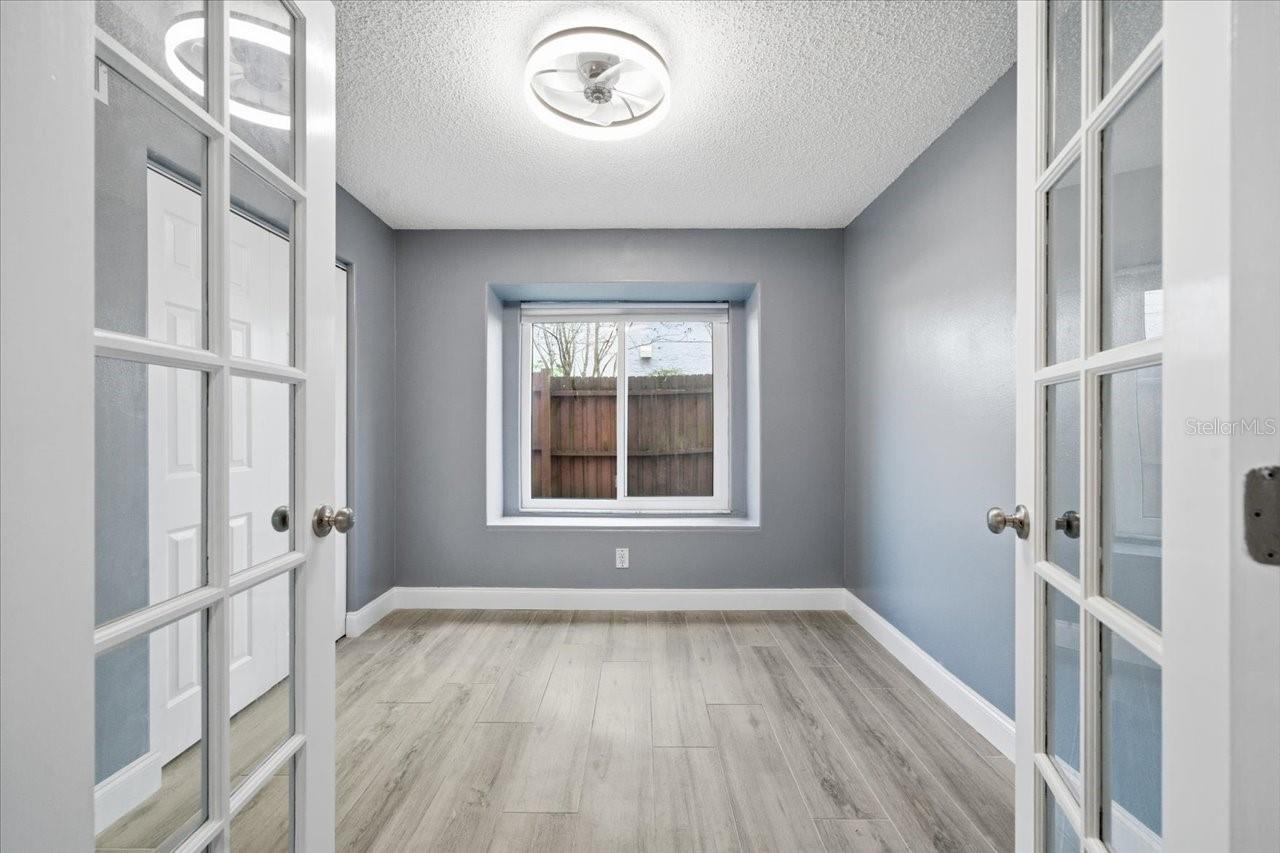 Image 36 of 54 For 14903 Barby Avenue