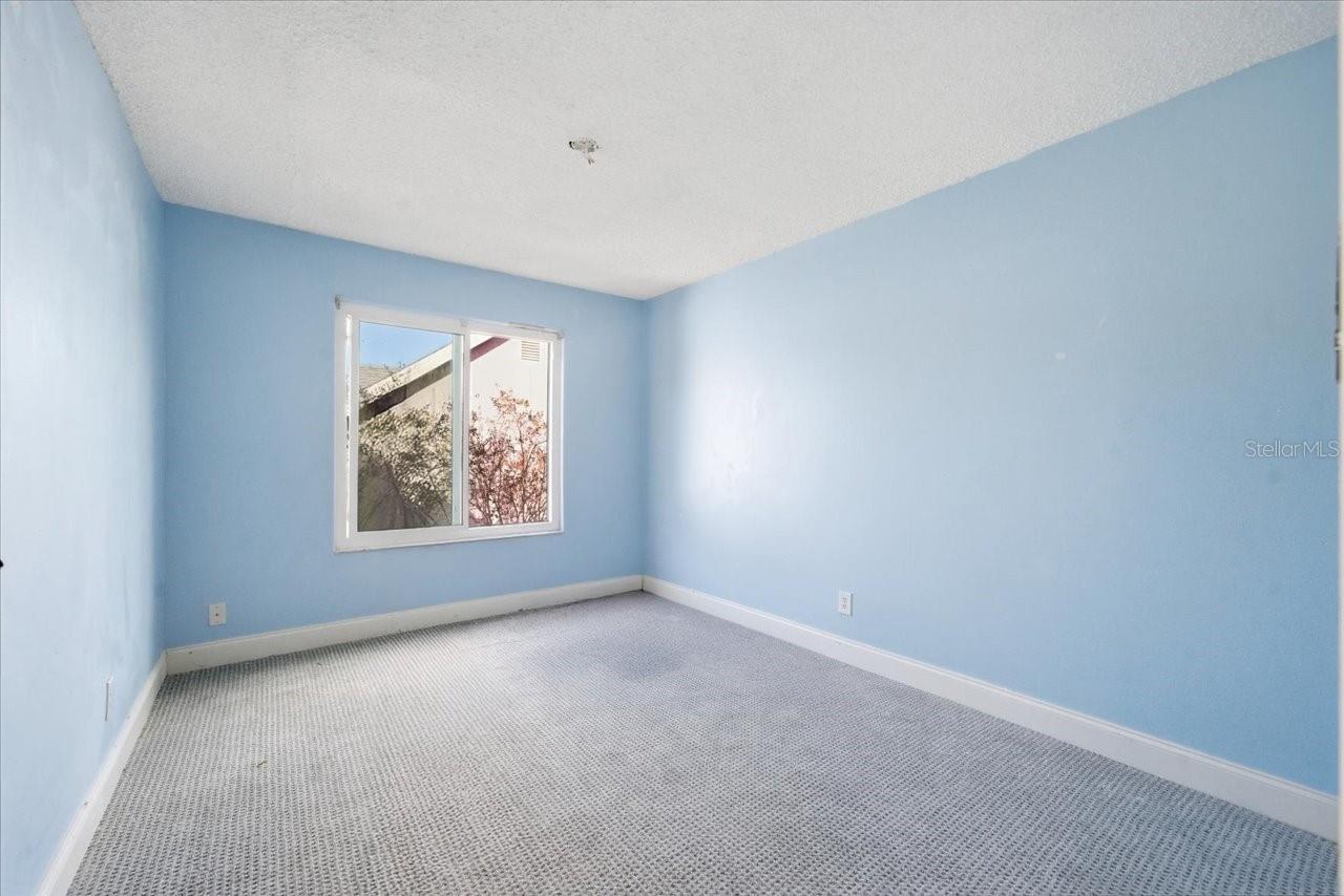 Image 44 of 54 For 14903 Barby Avenue