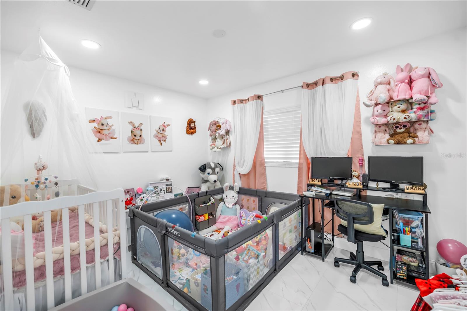 Image 13 of 62 For 13216 Forest Hills Drive