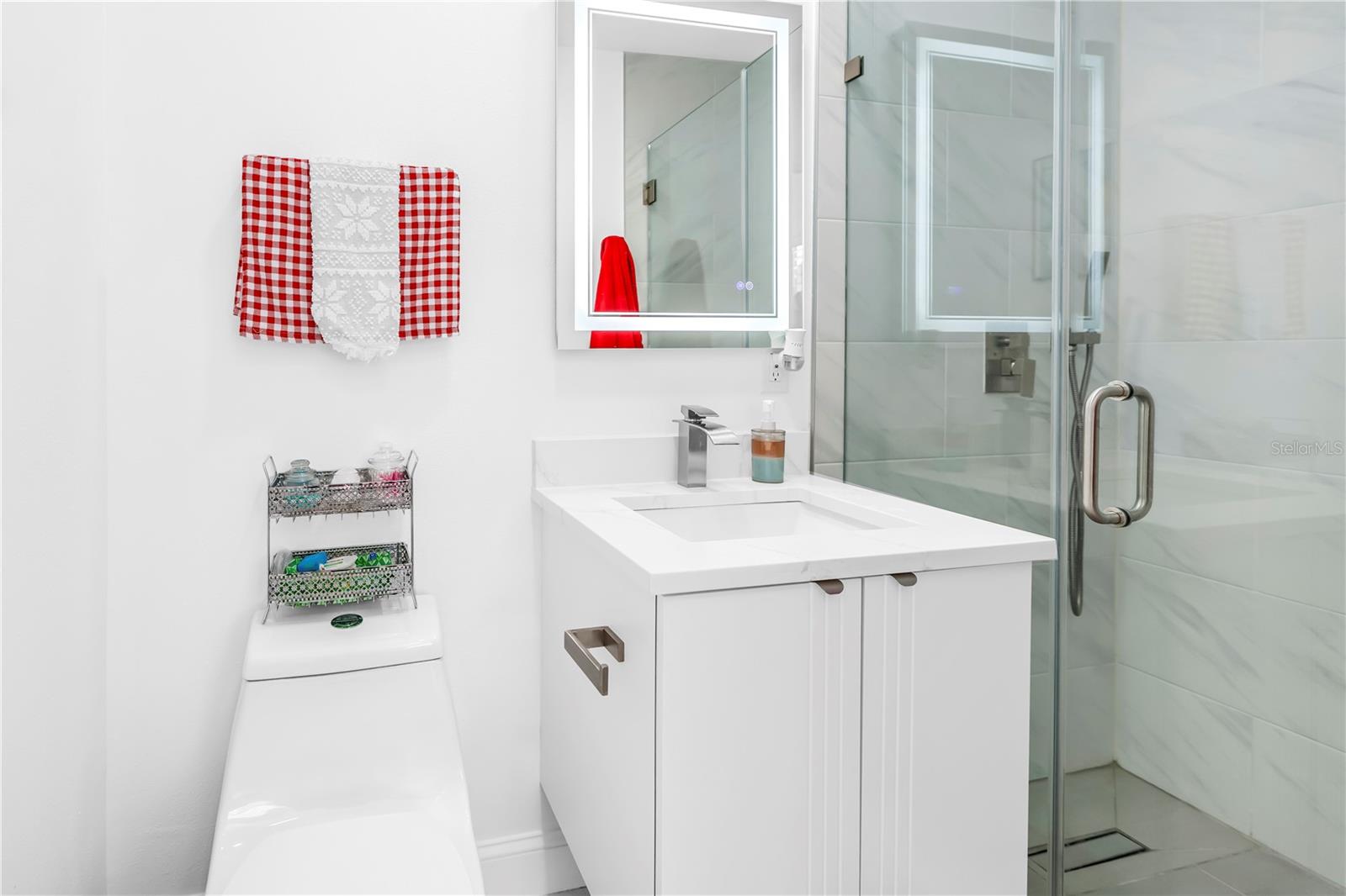 Image 19 of 62 For 13216 Forest Hills Drive