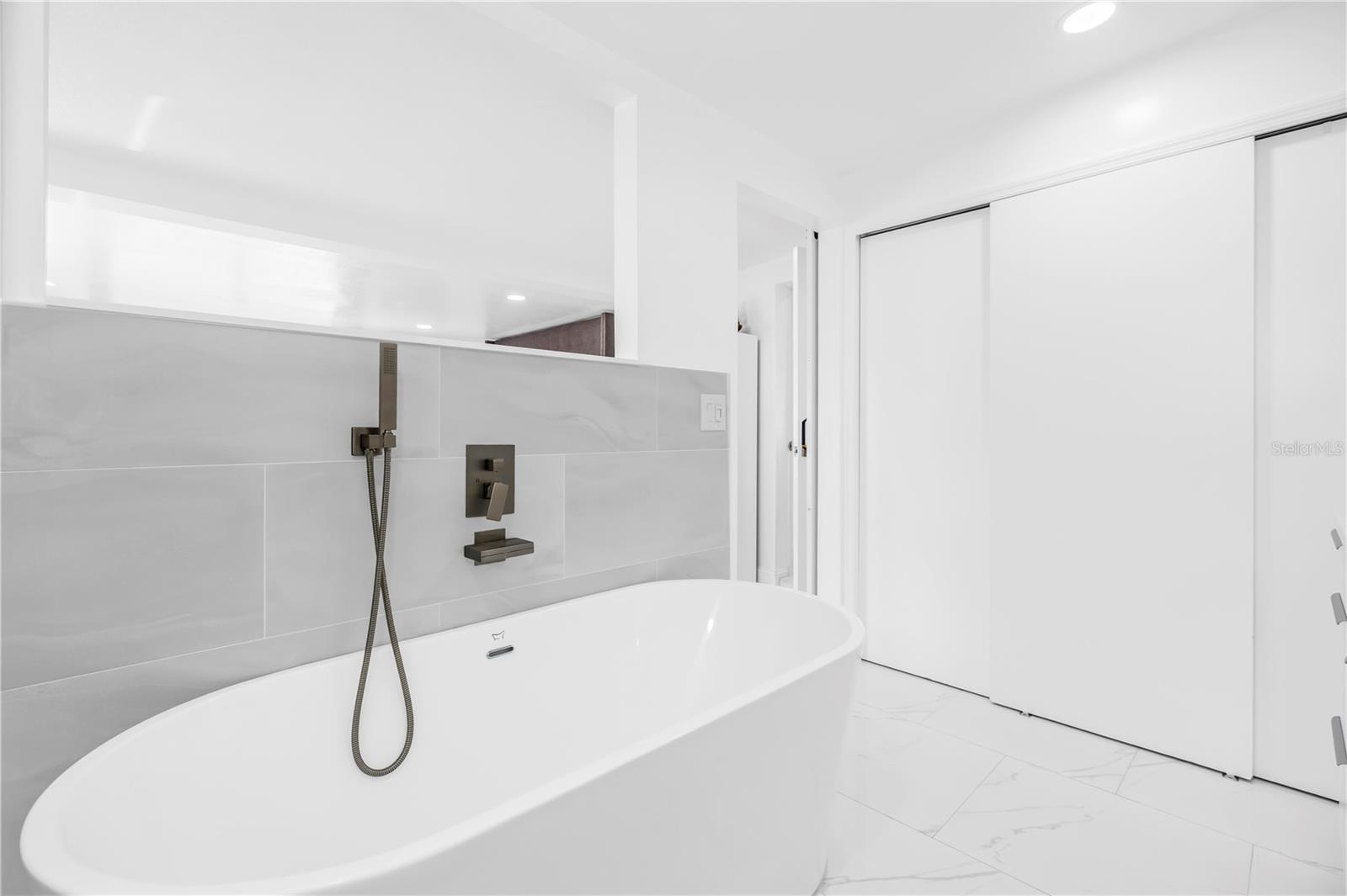 Image 26 of 62 For 13216 Forest Hills Drive