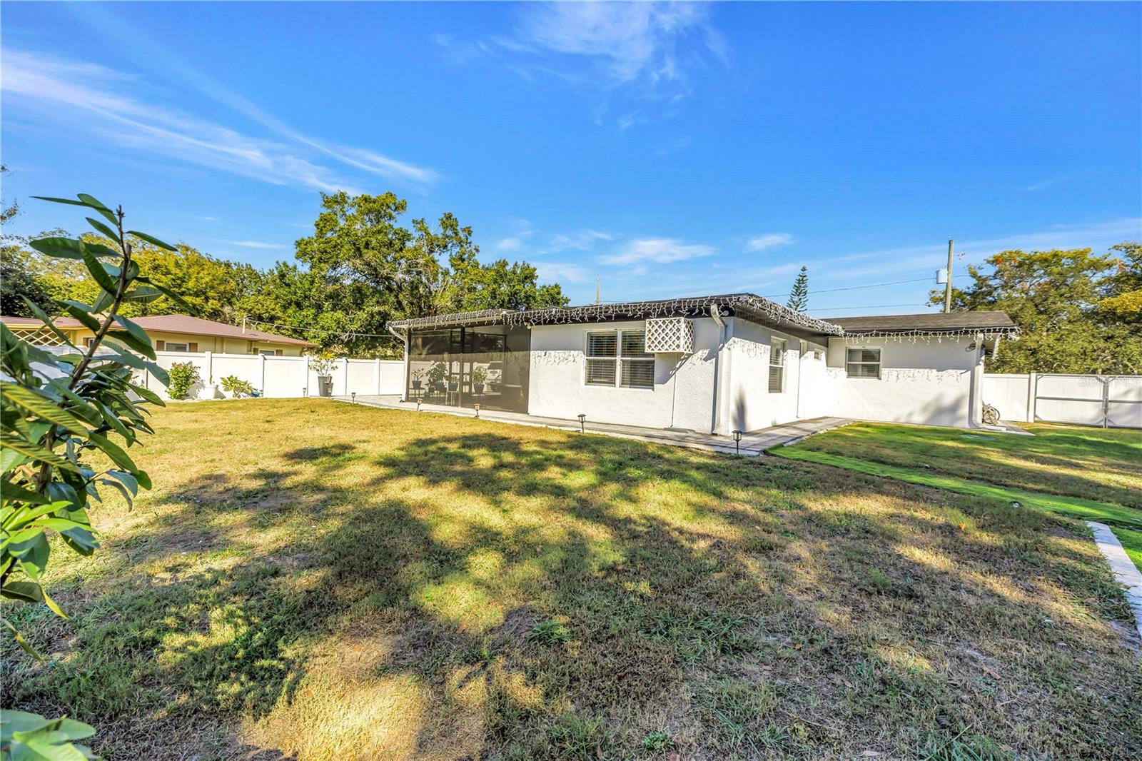 Image 44 of 62 For 13216 Forest Hills Drive