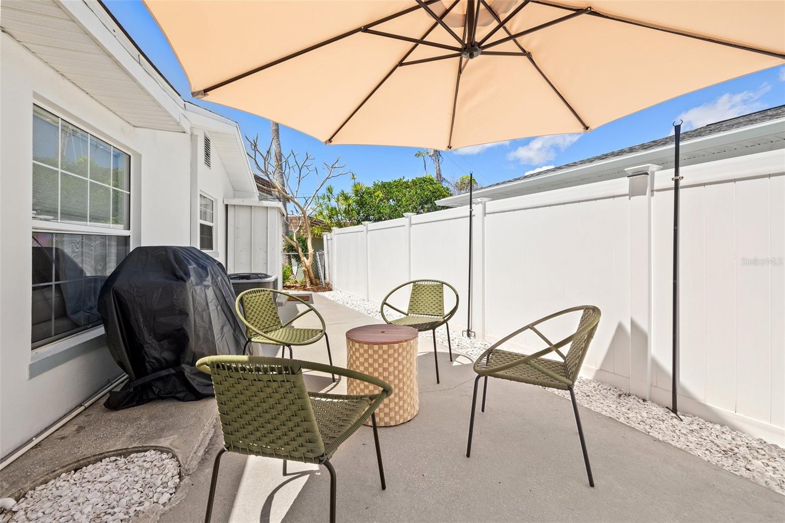 Image 23 of 25 For 11225 2nd Street E A