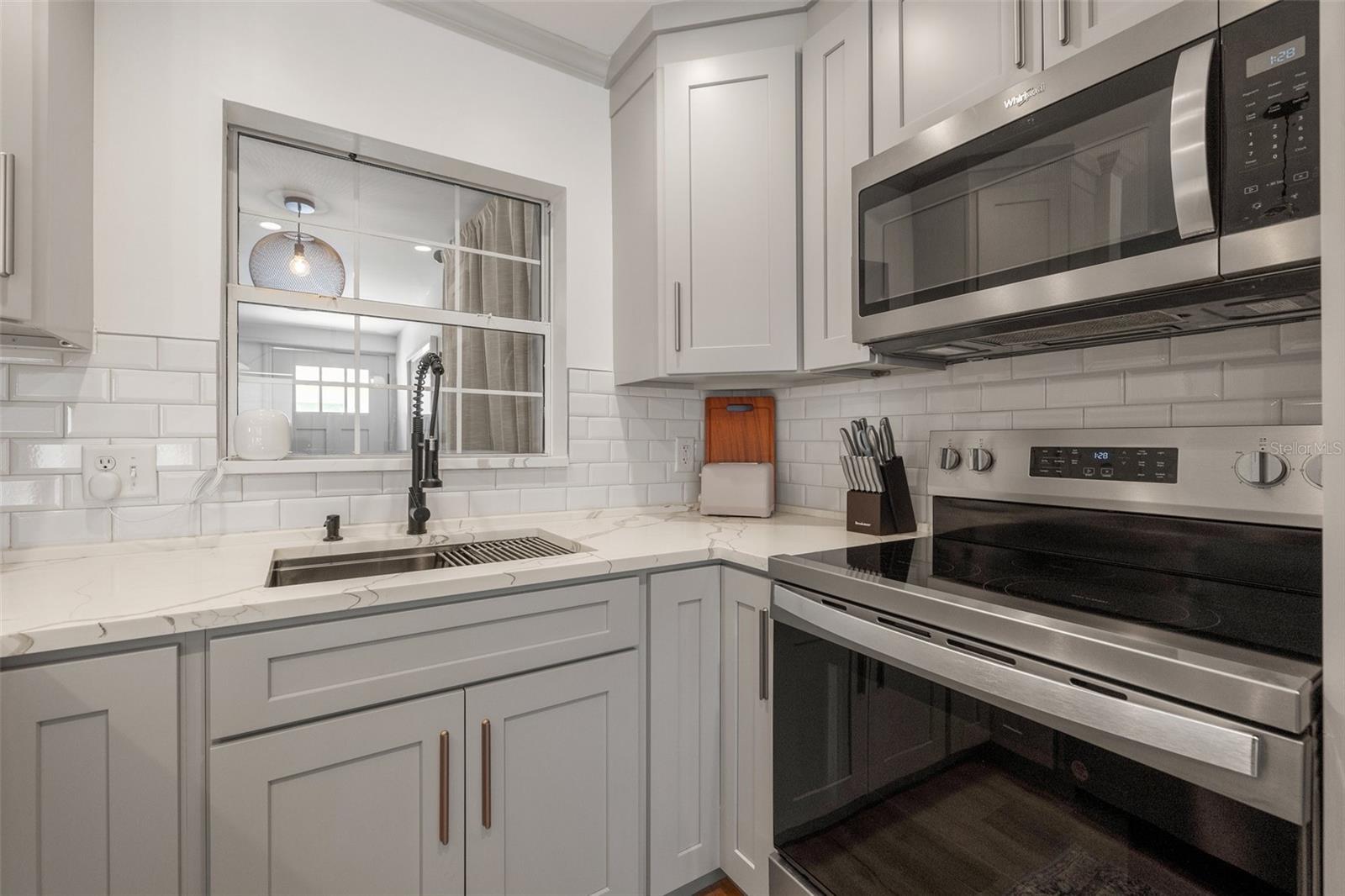 Image 5 of 25 For 11225 2nd Street E A