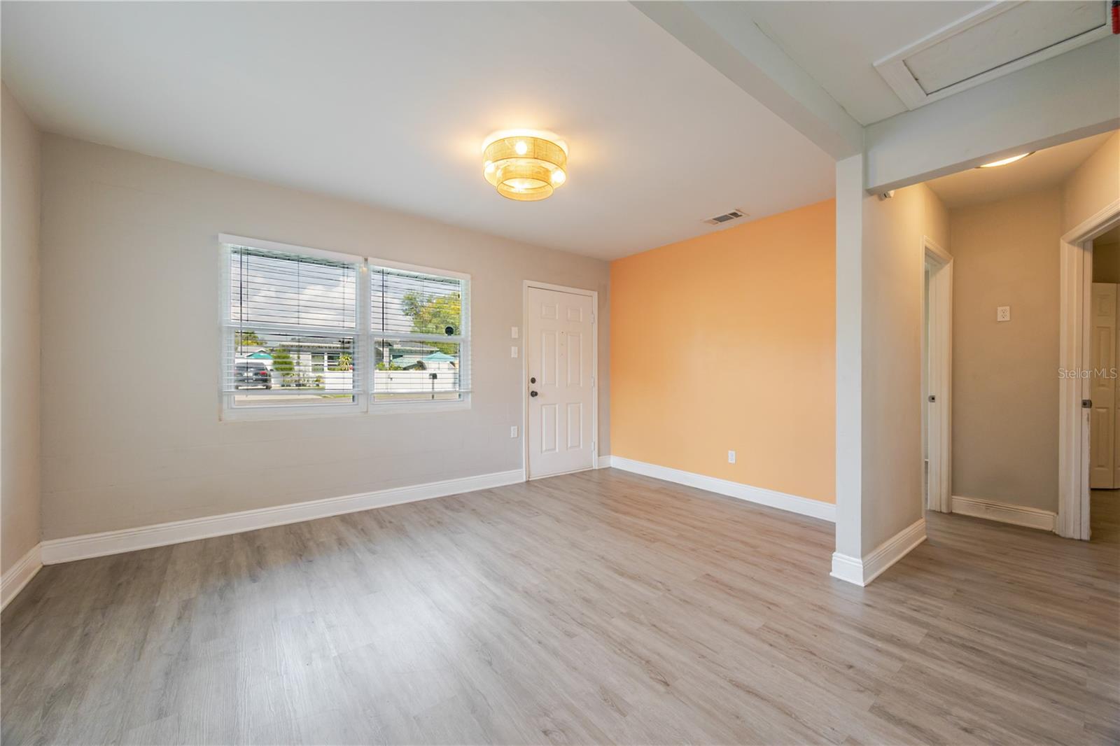 Image 4 of 12 For 736 Hull Street