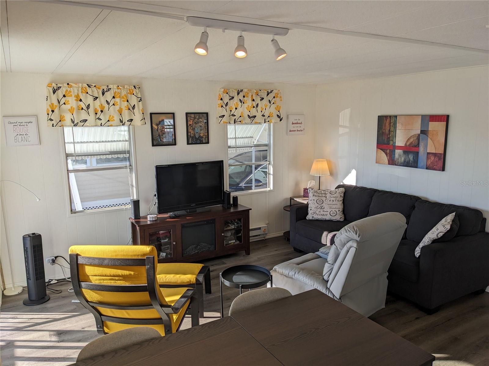 Image 5 of 16 For 800 32nd Avenue S 612