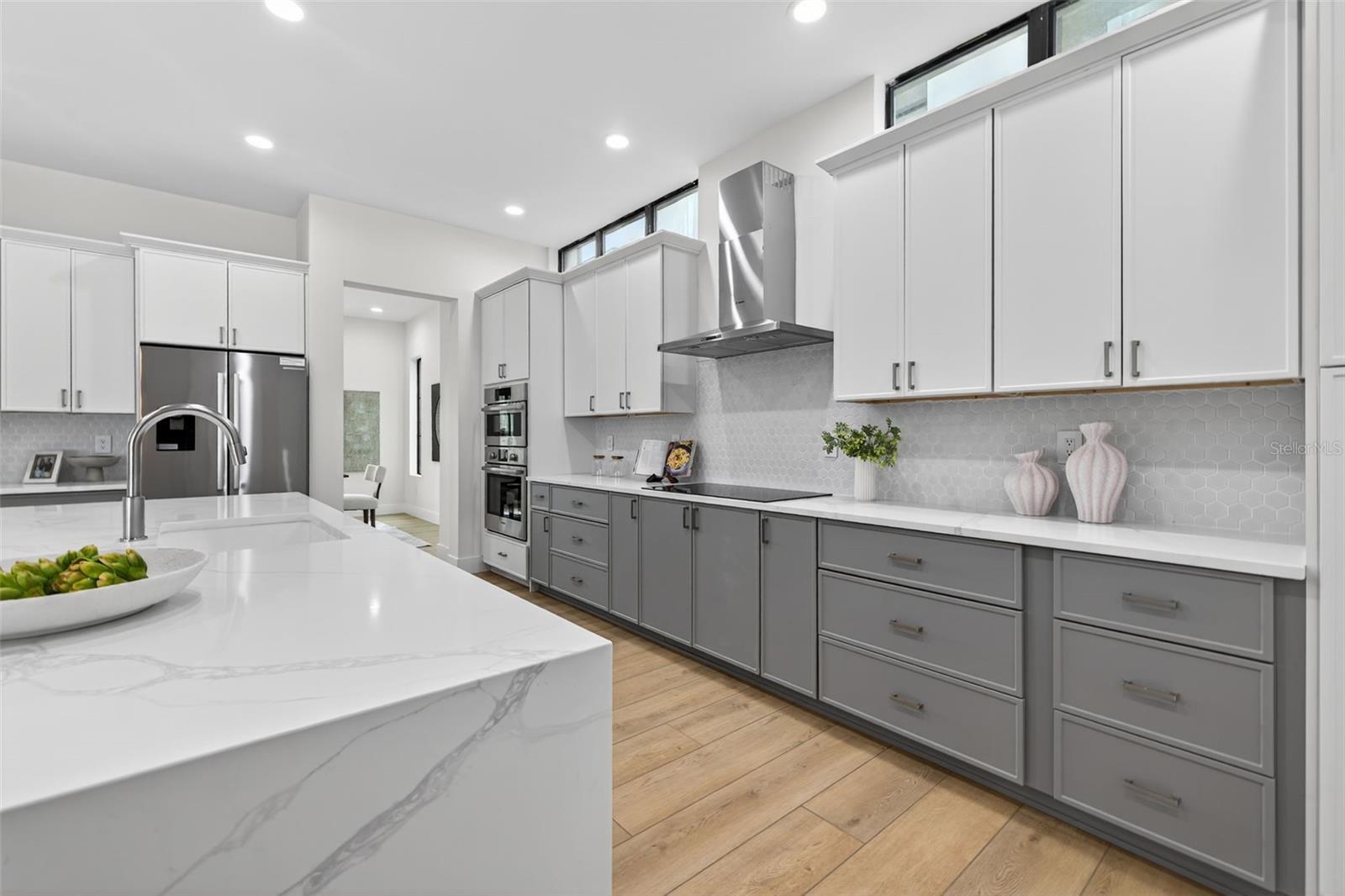 Image 18 of 59 For 4535 26th Avenue S