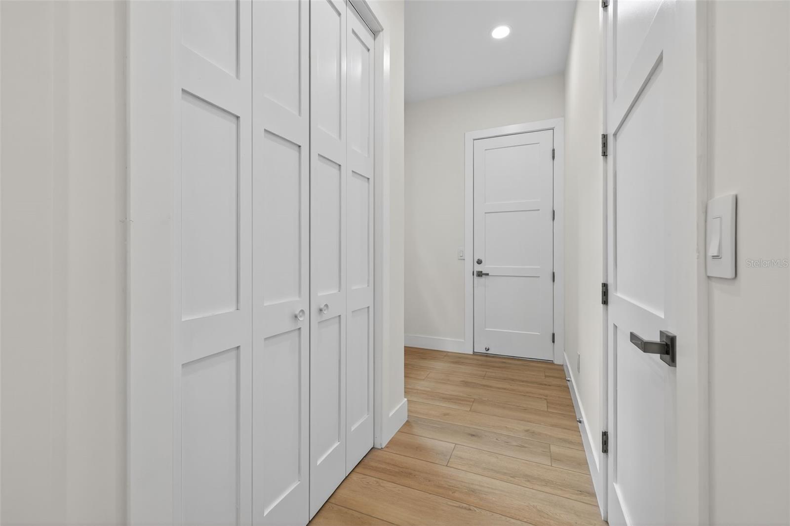 Image 26 of 59 For 4535 26th Avenue S