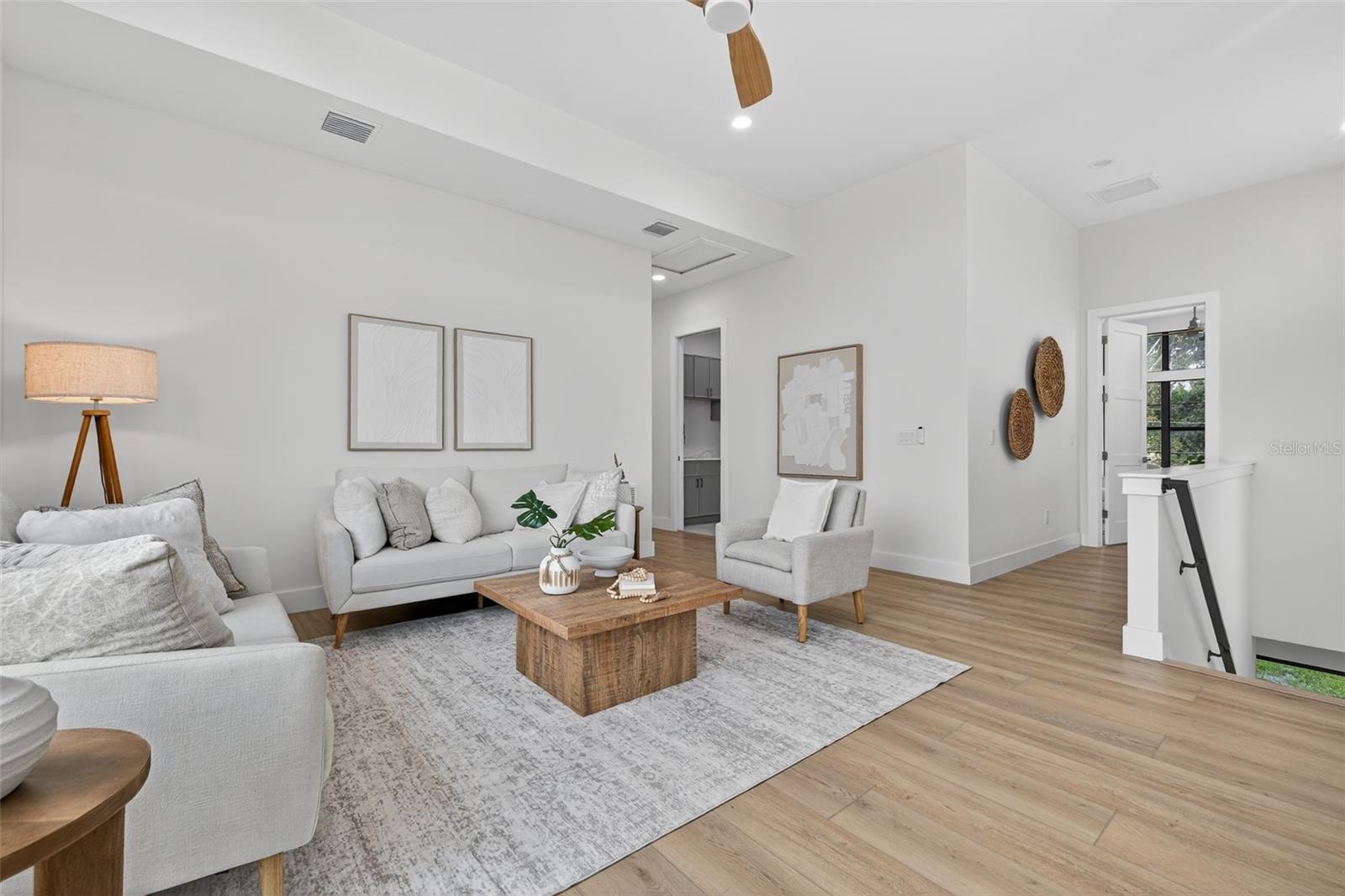 Image 30 of 59 For 4535 26th Avenue S