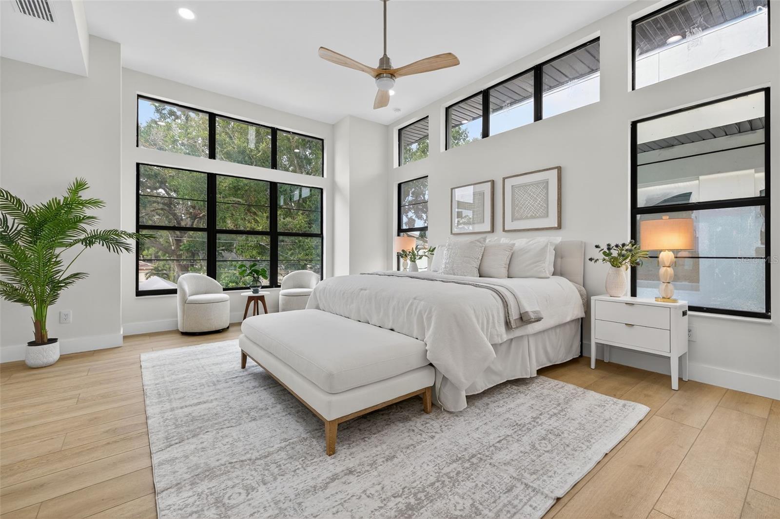 Image 38 of 59 For 4535 26th Avenue S