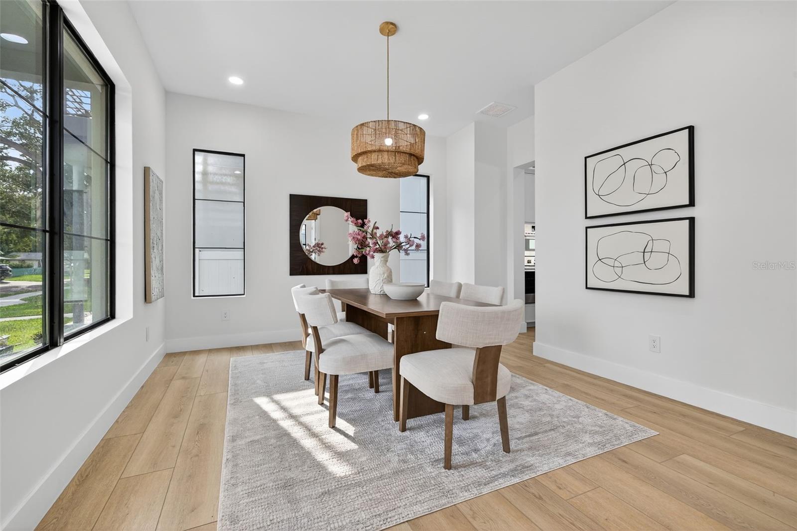 Image 6 of 59 For 4535 26th Avenue S