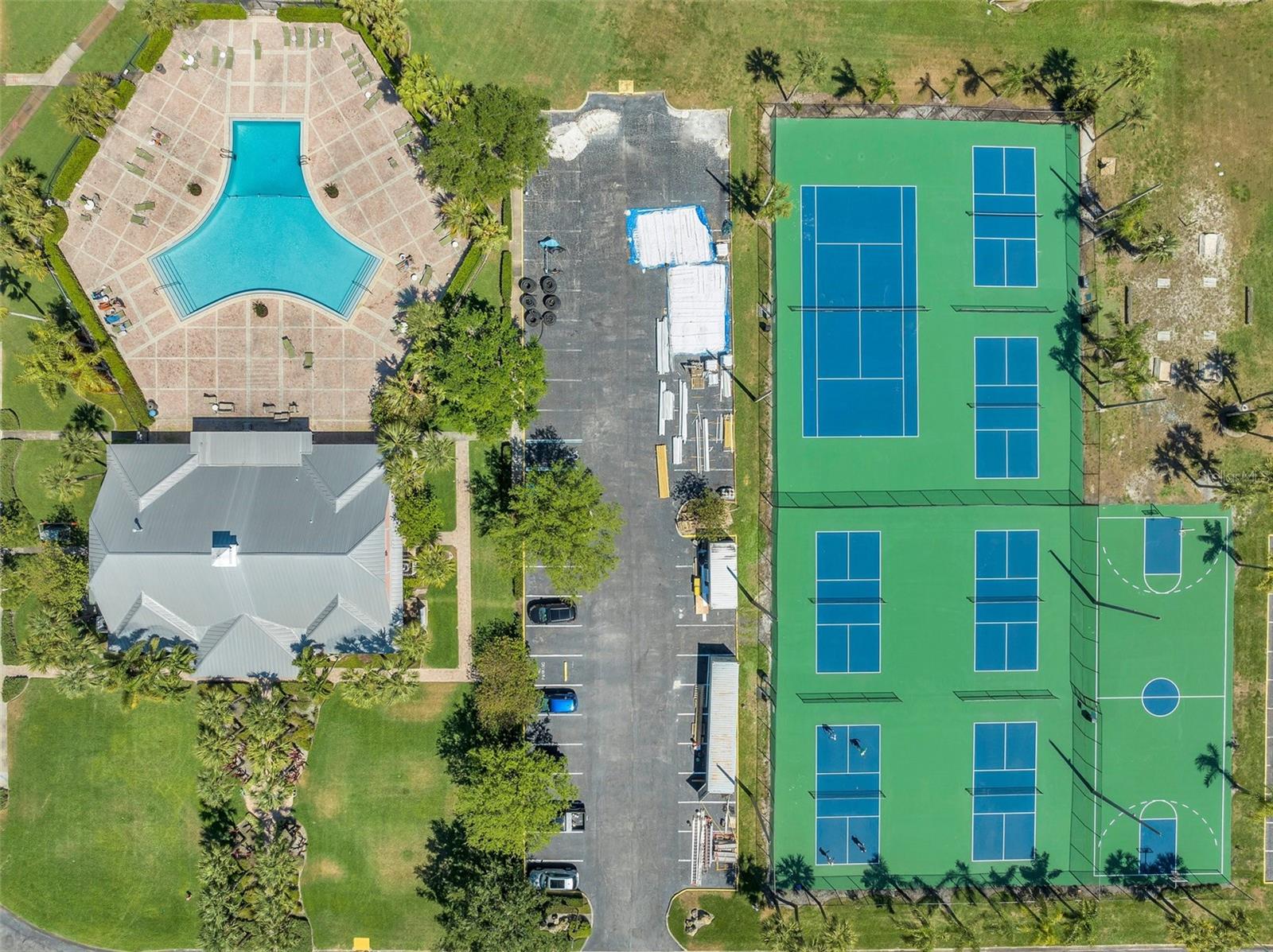 Image 35 of 35 For 4872 Beach Drive Se D