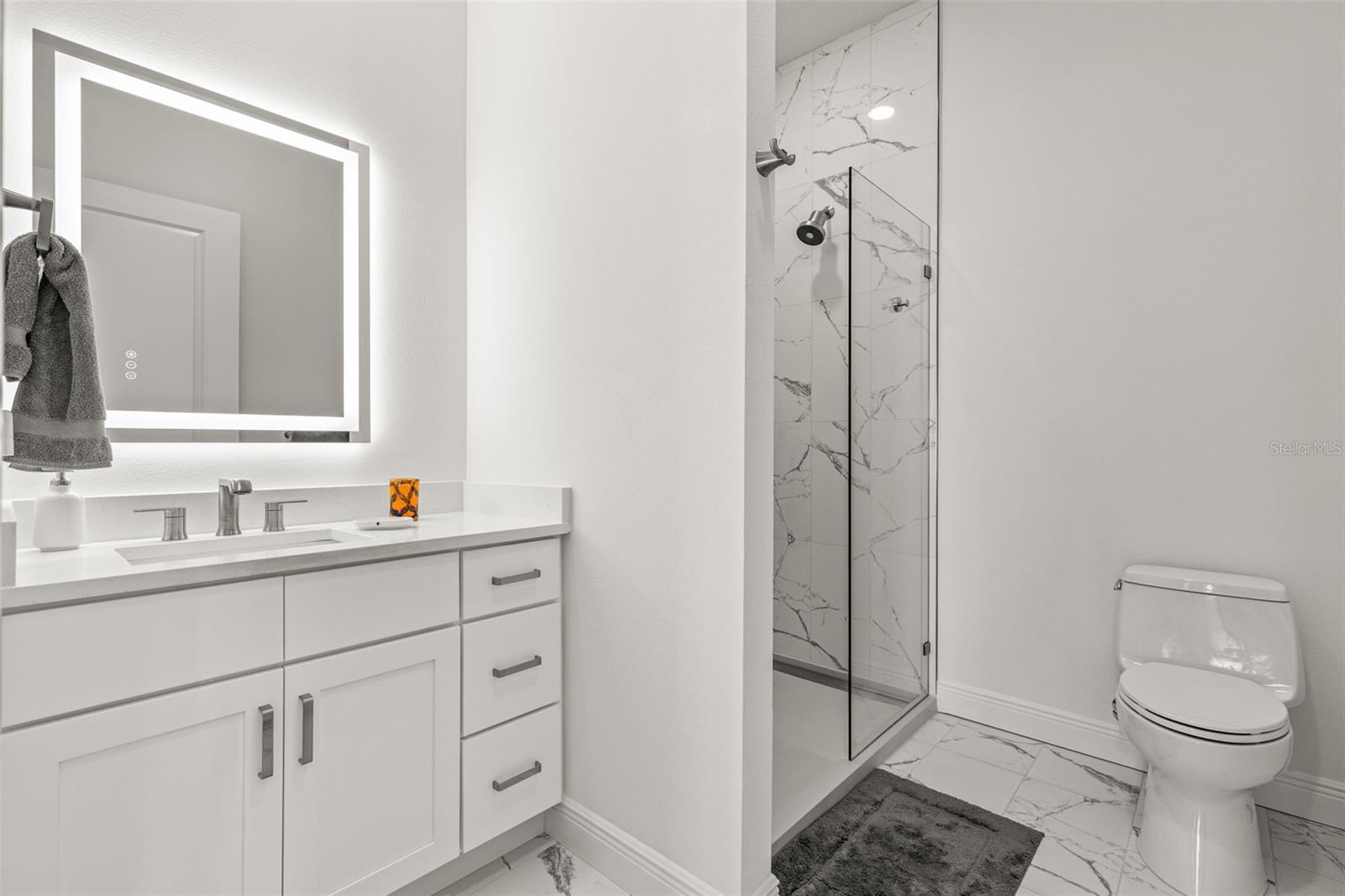 Image 23 of 52 For 600 3rd Avenue S 510