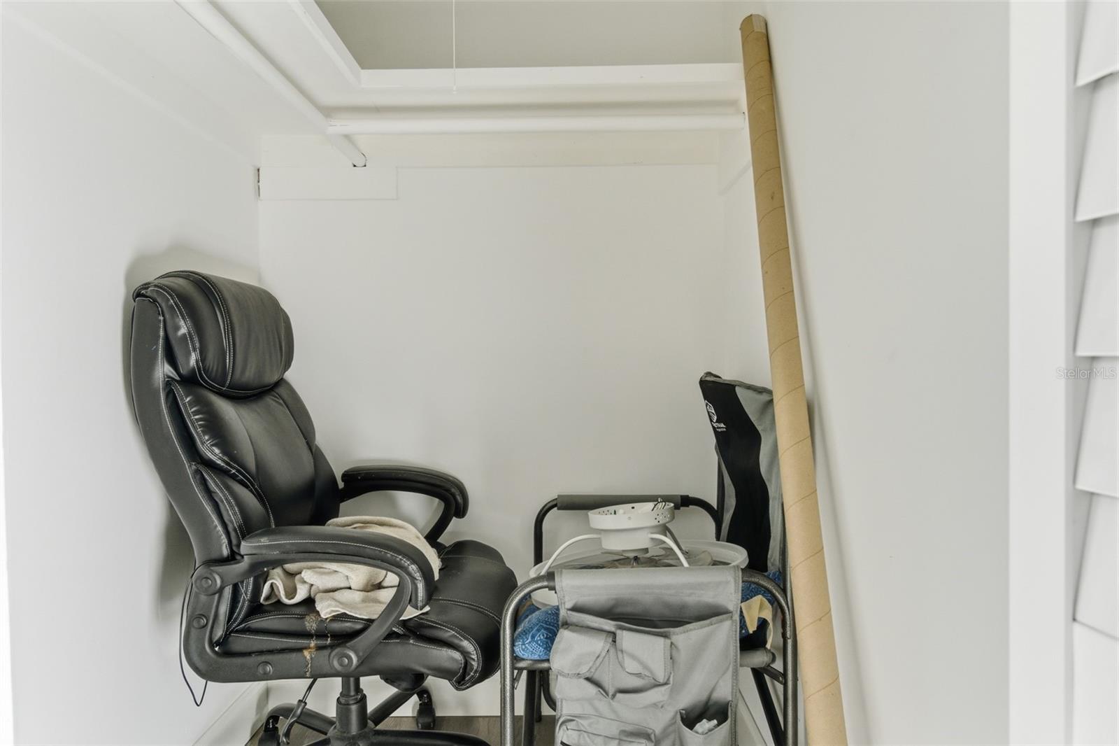 Image 13 of 30 For 150 Rooks Avenue