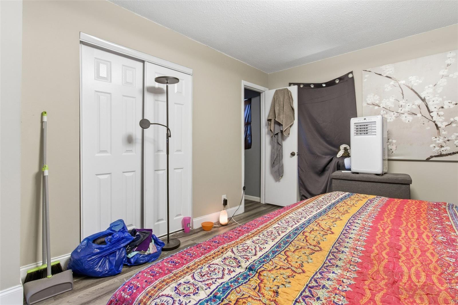 Image 17 of 30 For 150 Rooks Avenue